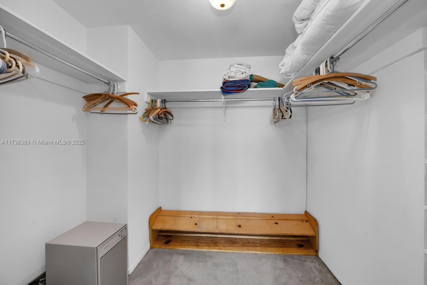 Real estate property located at 5401 Collins Ave #1412, Miami-dade, The Carriage House Condo, Miami Beach, FL