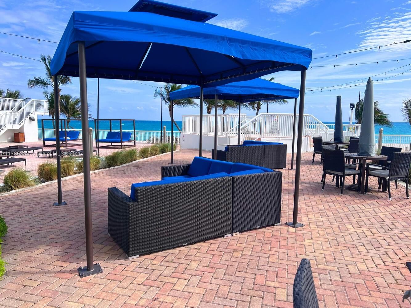 Real estate property located at 5401 Collins Ave #1412, Miami-dade, The Carriage House Condo, Miami Beach, FL