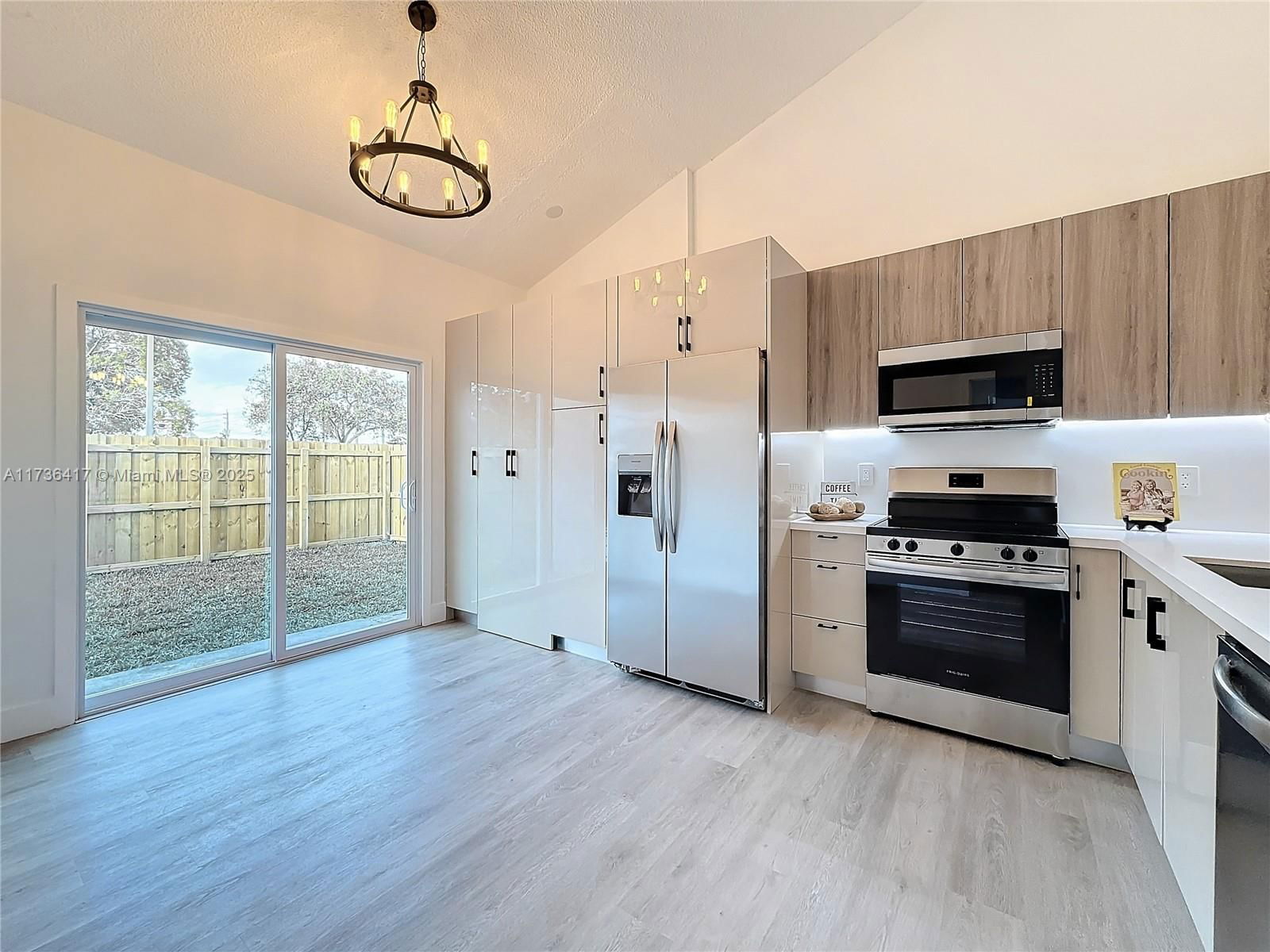 Real estate property located at 7101 Tam Oshanter Blvd #7101, Broward, North Lauderdale Estates, North Lauderdale, FL