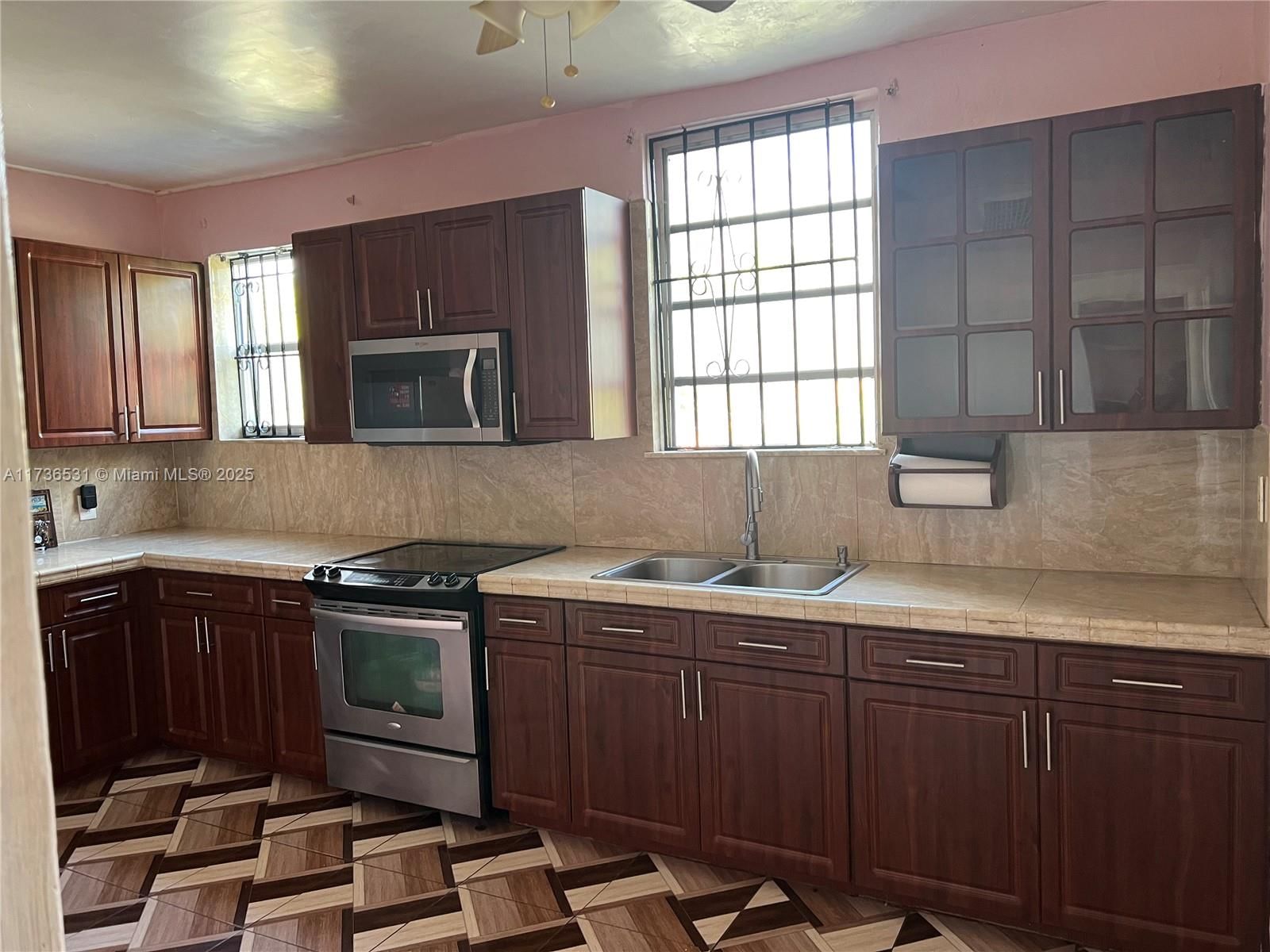 Real estate property located at 6730 MIAMI PL, Miami-dade, Pramar Sub, Miami, FL