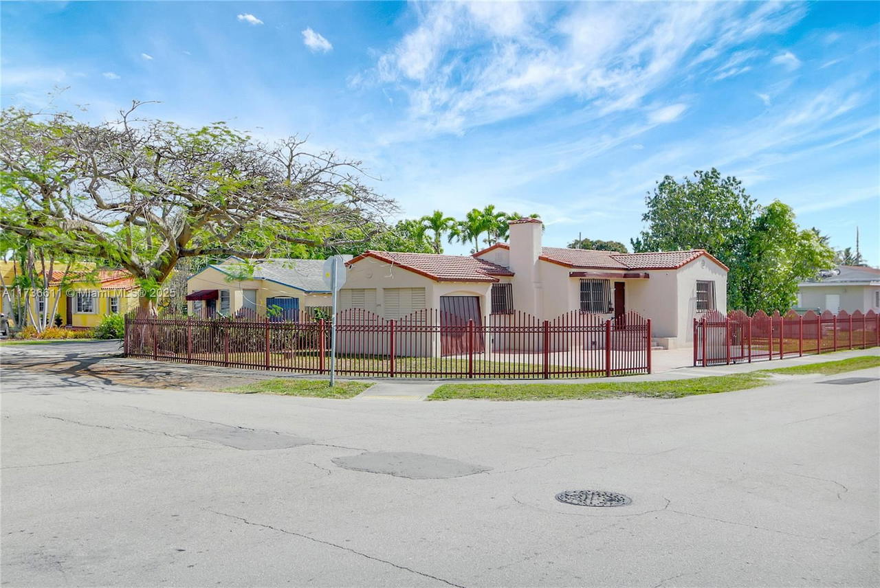 Real estate property located at 2780 6th St, Miami-dade, Grosse Pointe Highlands, Miami, FL