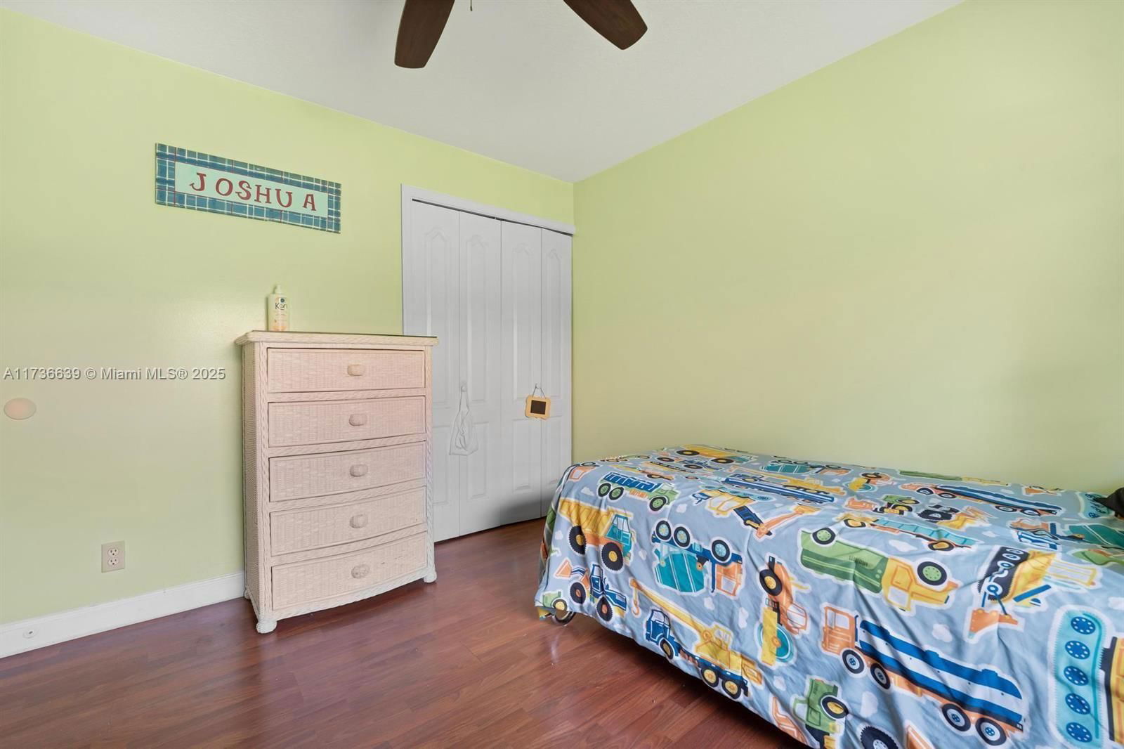 Real estate property located at 115 Kapok Crescent, Palm Beach, Estates Of Royal Palm Bea, Royal Palm Beach, FL