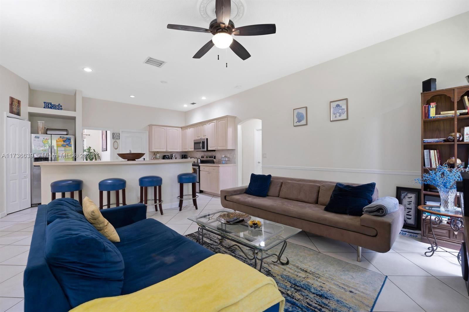 Real estate property located at 115 Kapok Crescent, Palm Beach, Estates Of Royal Palm Bea, Royal Palm Beach, FL