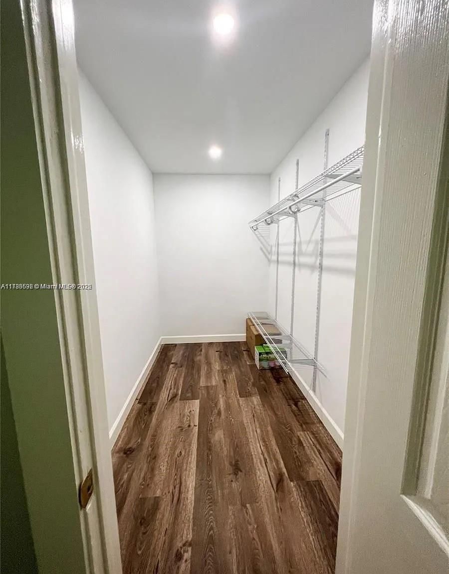 Real estate property located at 7949 104th St #214D, Miami-dade, Venetian Palms Condo, Miami, FL