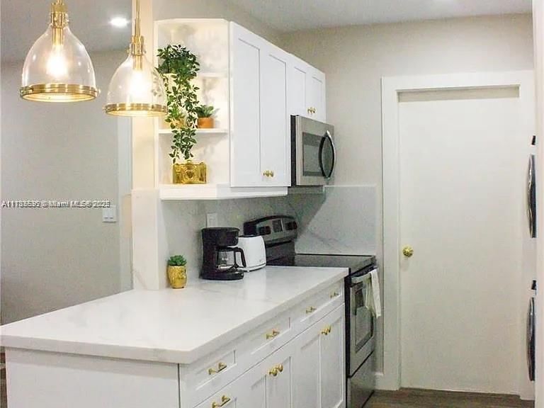 Real estate property located at 7949 104th St #214D, Miami-dade, Venetian Palms Condo, Miami, FL
