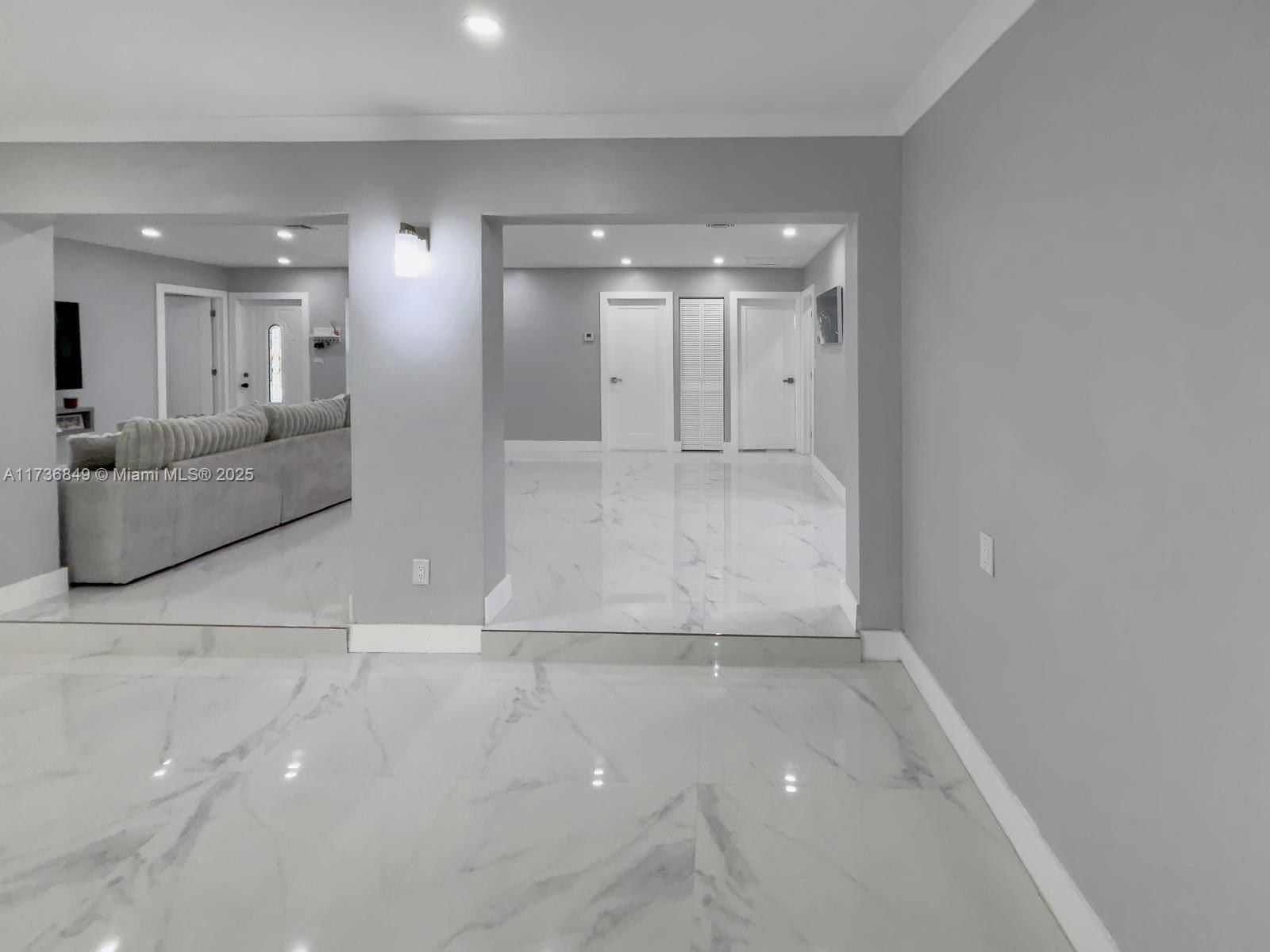Real estate property located at 8250 182nd St, Miami-dade, Palm Springs North Sec N, Hialeah, FL