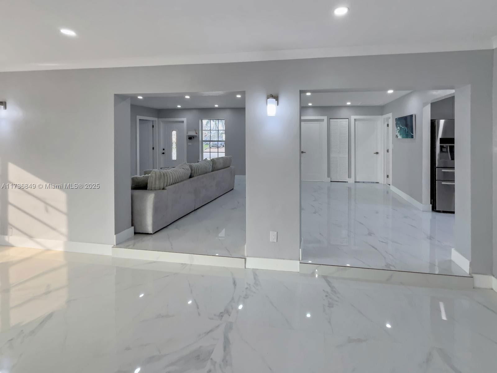 Real estate property located at 8250 182nd St, Miami-dade, Palm Springs North Sec N, Hialeah, FL