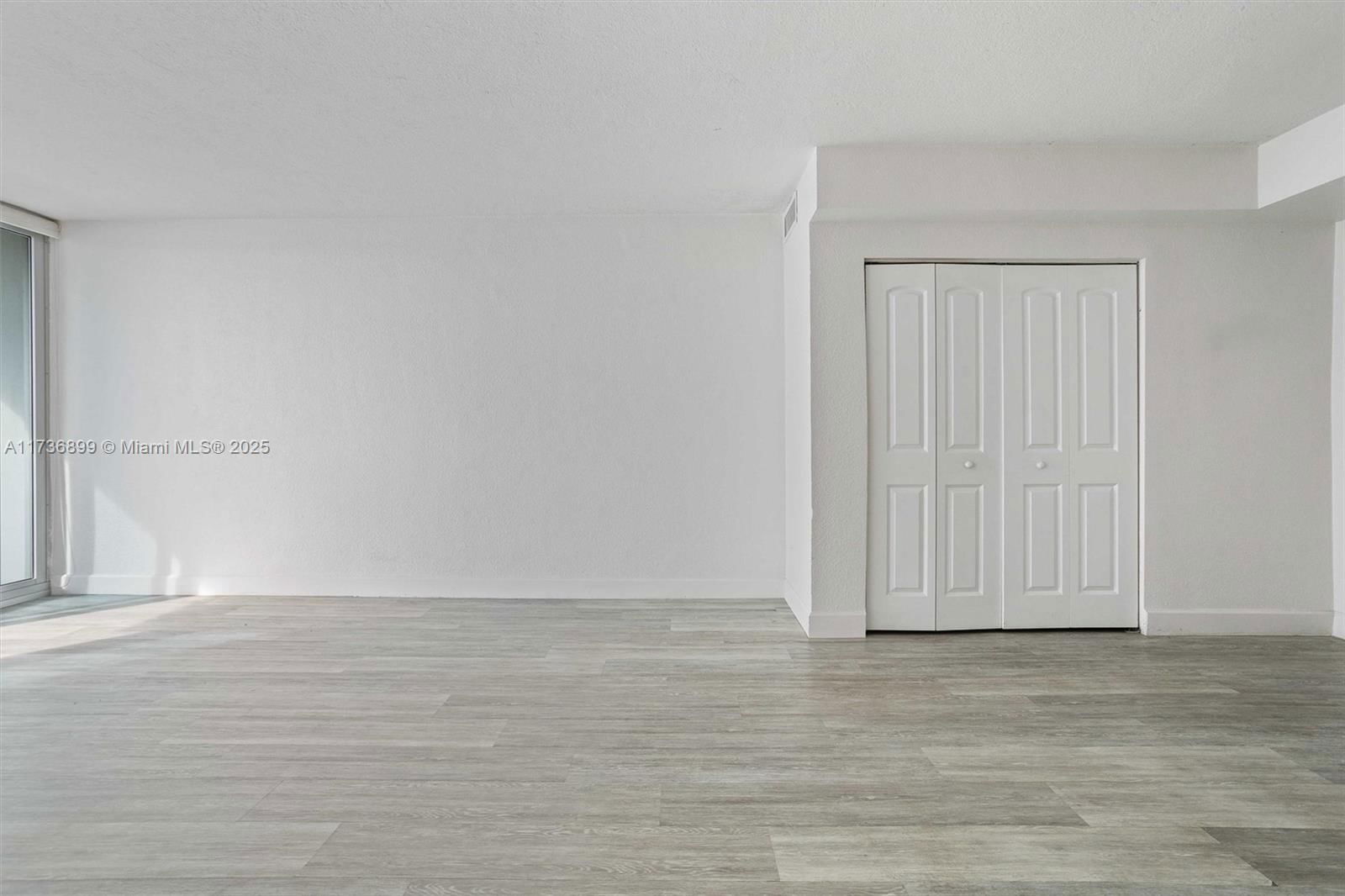 Real estate property located at 7501 Treasure Dr #4C, Miami-dade, Treasures On The Bay Ii C, North Bay Village, FL