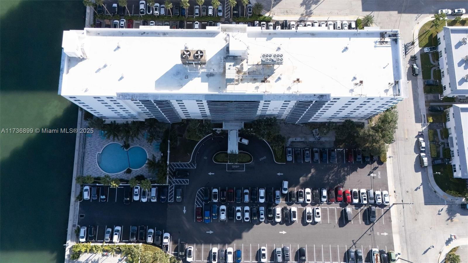 Real estate property located at 7501 Treasure Dr #4C, Miami-dade, Treasures On The Bay Ii C, North Bay Village, FL