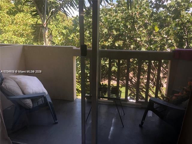 Real estate property located at 1800 Sans Souci Blvd #438, Miami-dade, Bayview Palms Condo, North Miami, FL