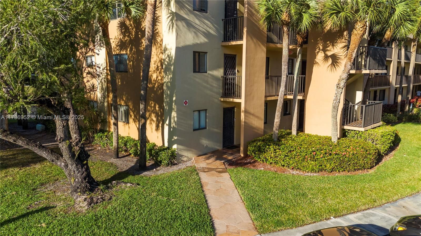 Real estate property located at 7322 Ashmont Cir #101, Broward, Ashmont Condominium, Tamarac, FL