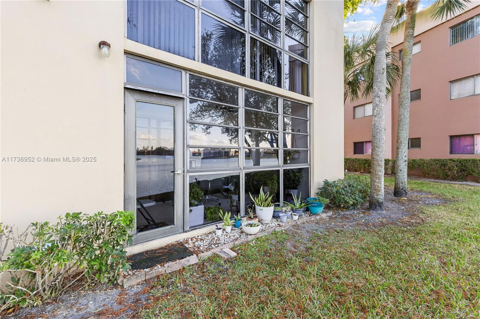 Real estate property located at 7322 Ashmont Cir #101, Broward, Ashmont Condominium, Tamarac, FL