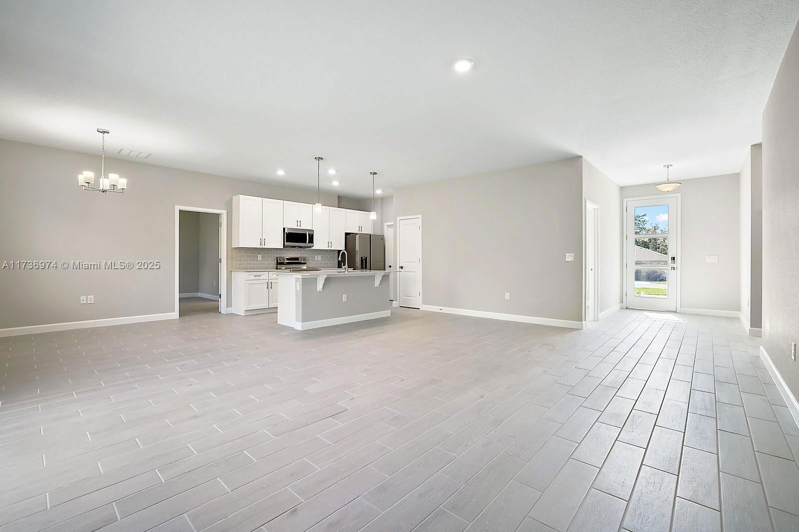 Real estate property located at 3530 41st Place, Lee, Cape Coral, Cape Coral, FL