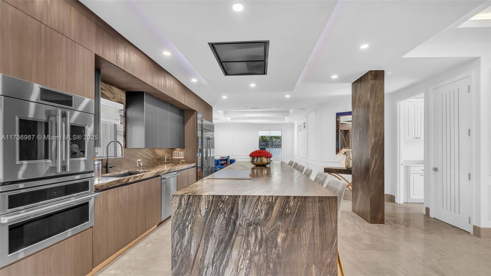 Real estate property located at 7813 165th st, Miami-dade, Castles At West Lakes, Miami Lakes, FL