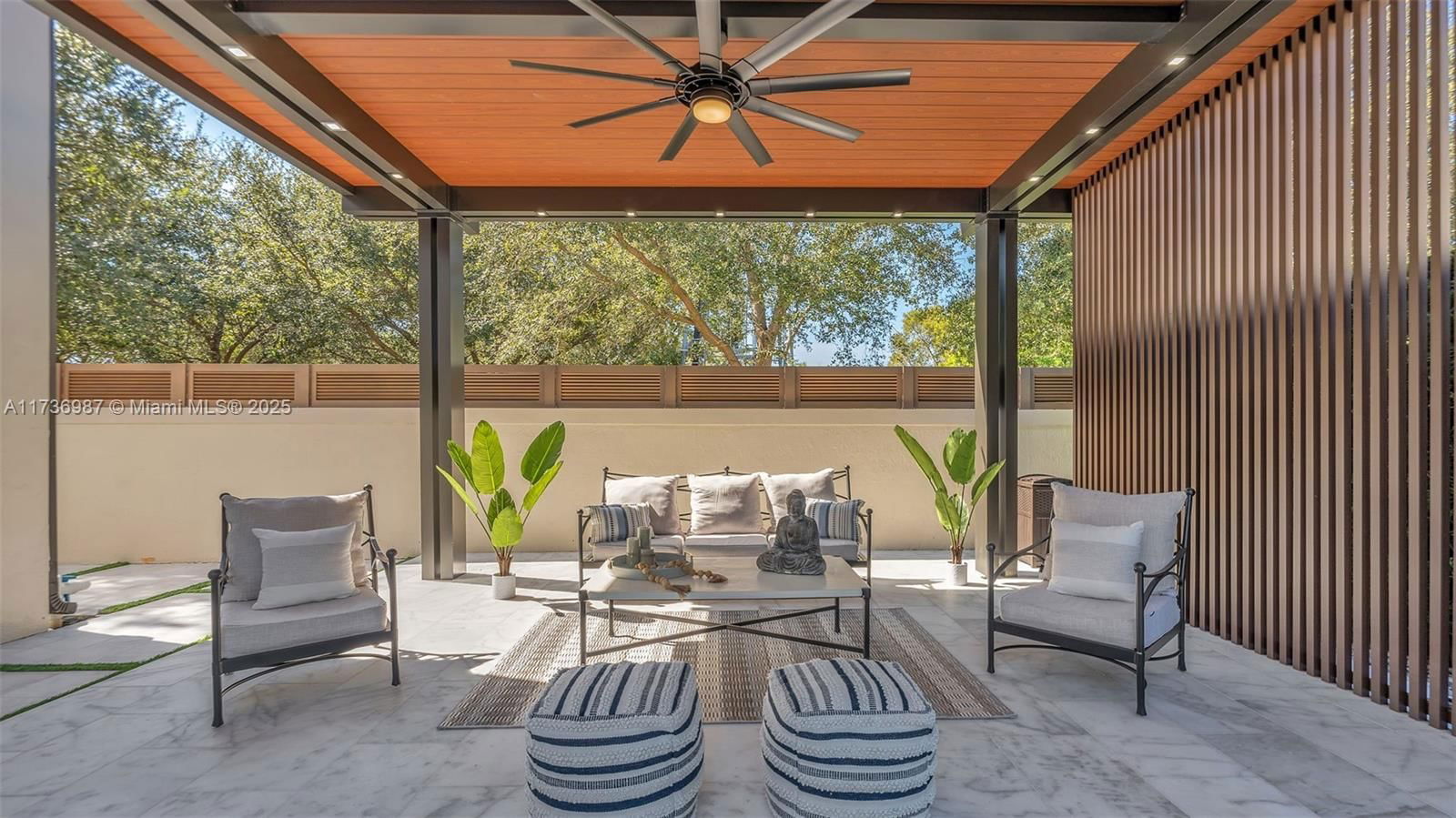Real estate property located at 7813 165th st, Miami-dade, Castles At West Lakes, Miami Lakes, FL