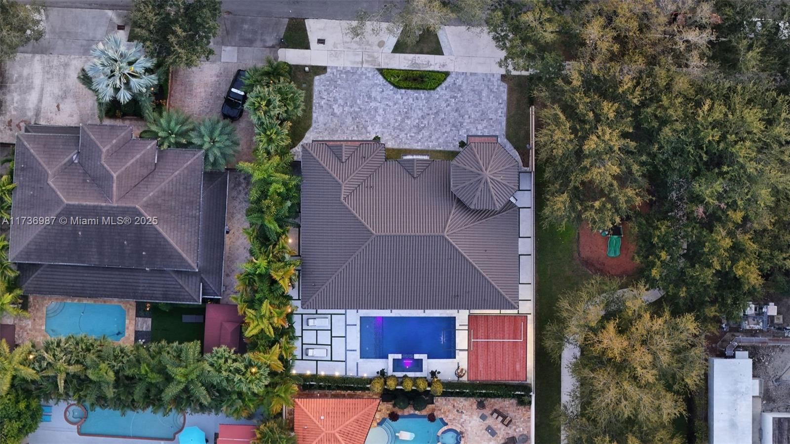 Real estate property located at 7813 165th st, Miami-dade, Castles At West Lakes, Miami Lakes, FL