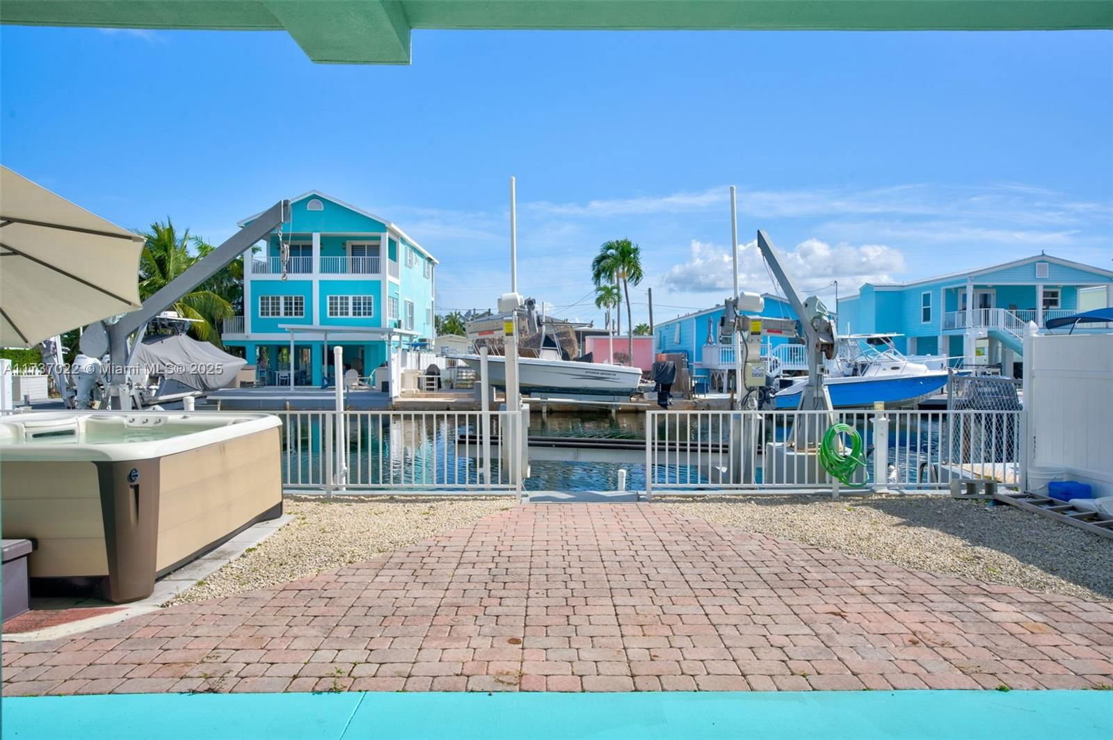 Real estate property located at 621 Santa Anita Ln, Monroe, Cross Key Waterways Est S, Key Largo, FL
