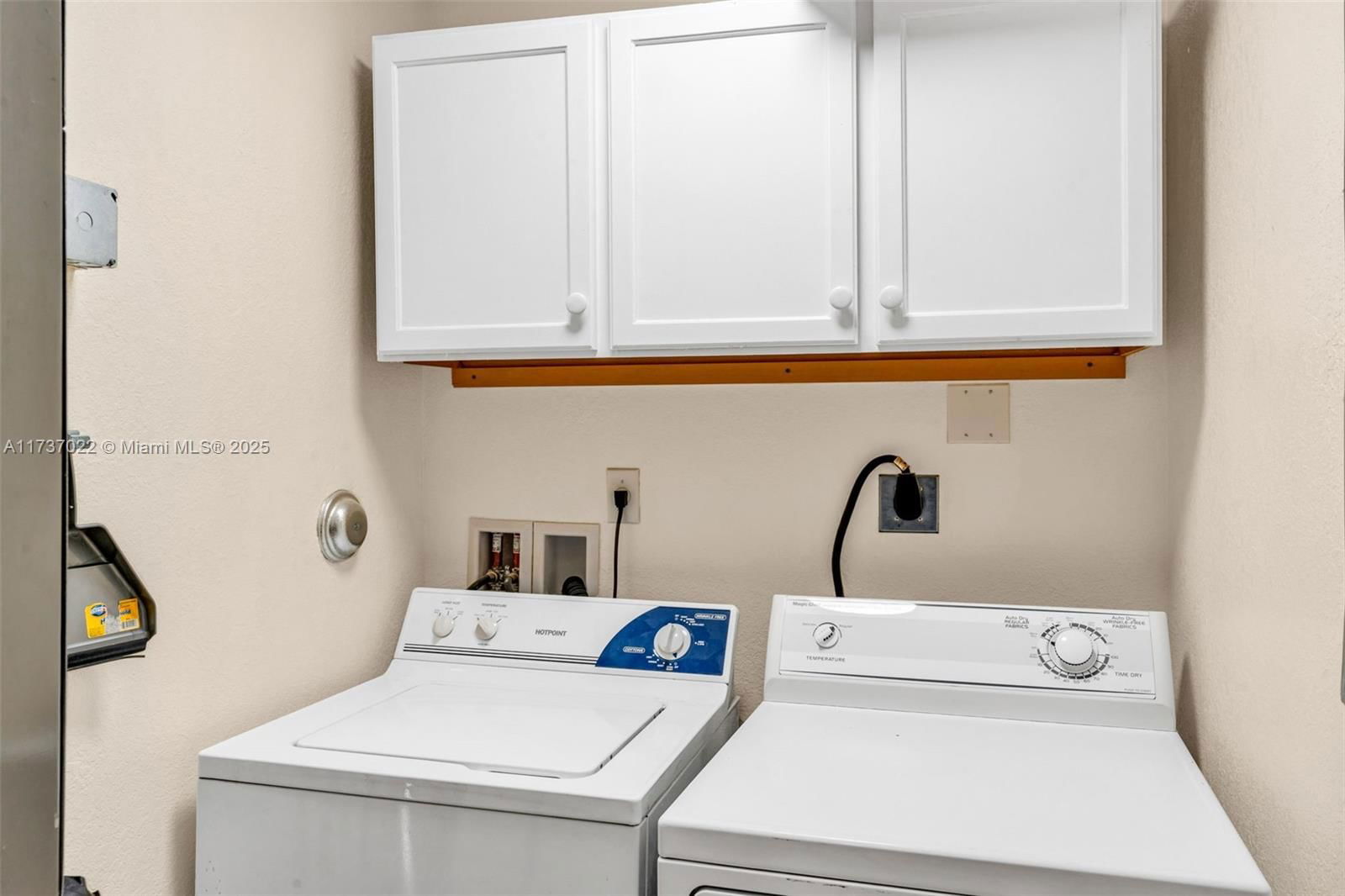 Real estate property located at 621 Santa Anita Ln, Monroe, Cross Key Waterways Est S, Key Largo, FL