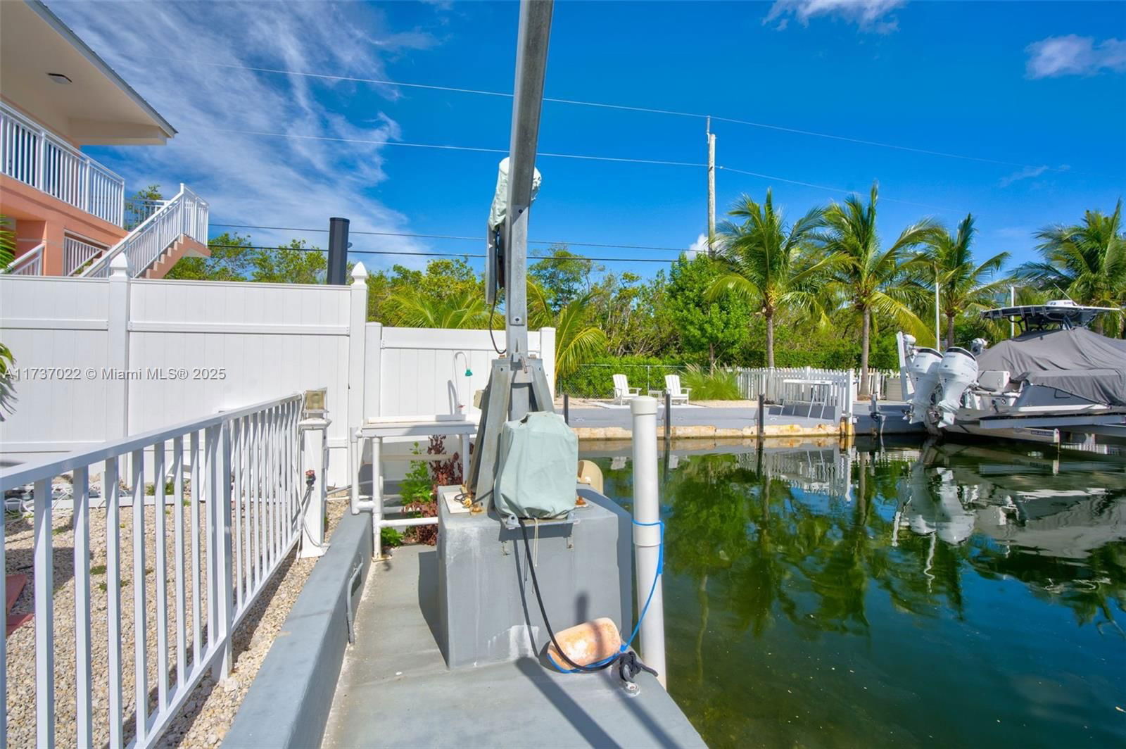 Real estate property located at 621 Santa Anita Ln, Monroe, Cross Key Waterways Est S, Key Largo, FL