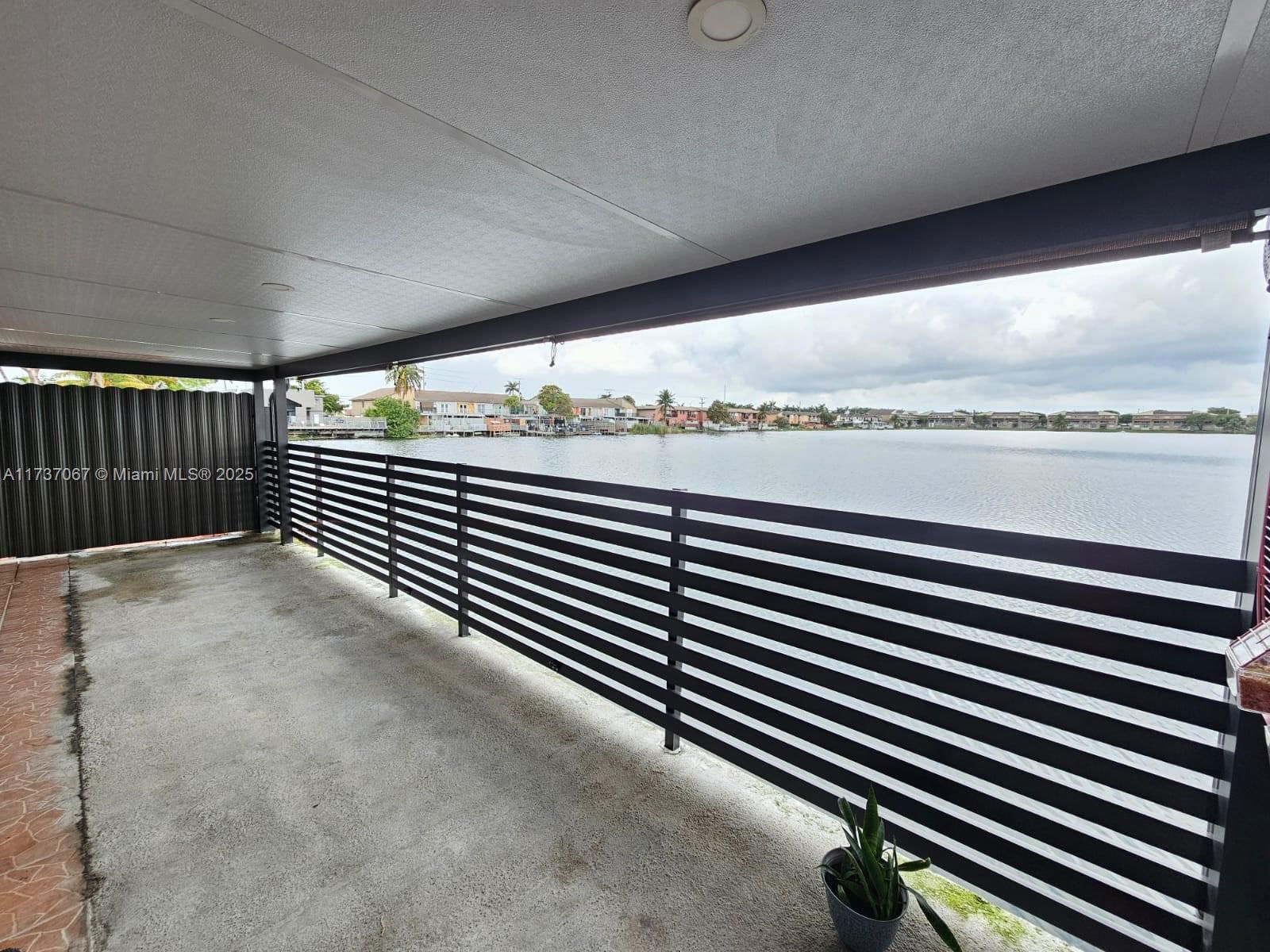 Real estate property located at 2733 55th Pl, Miami-dade, Alameda By The Lake, Hialeah, FL