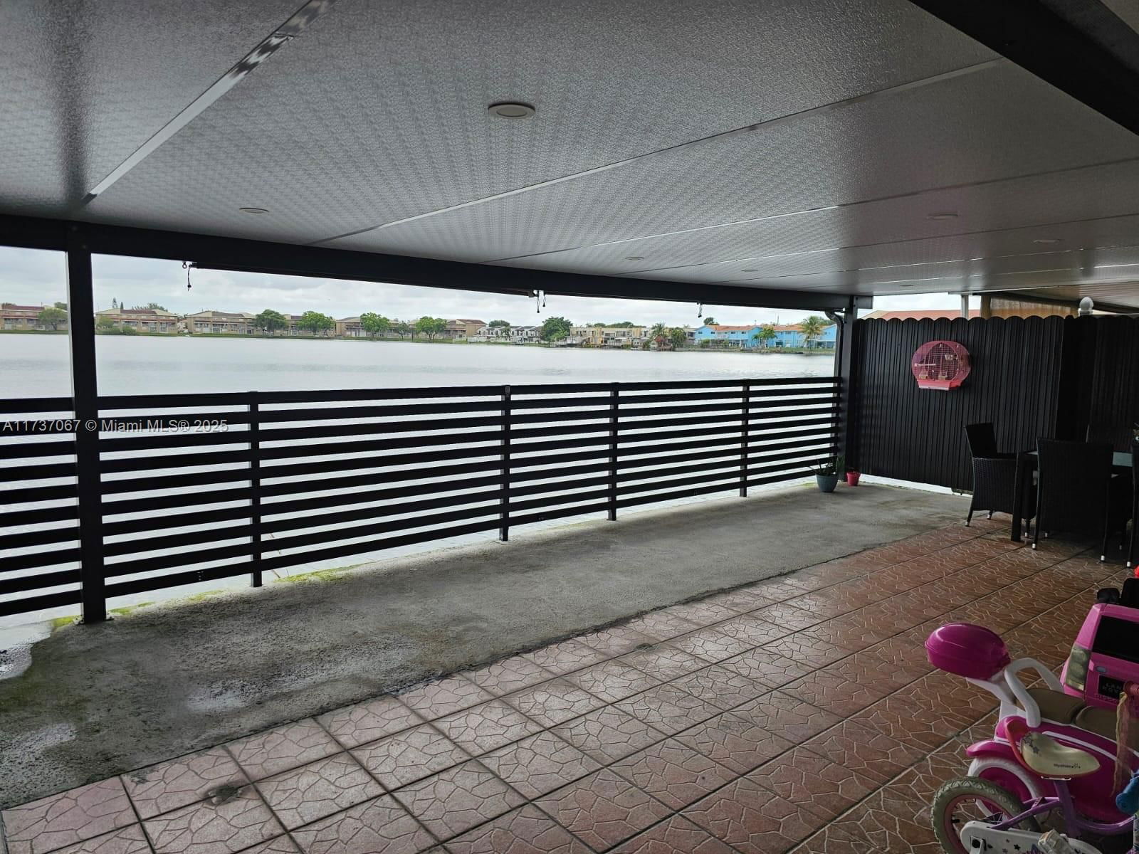 Real estate property located at 2733 55th Pl, Miami-dade, Alameda By The Lake, Hialeah, FL