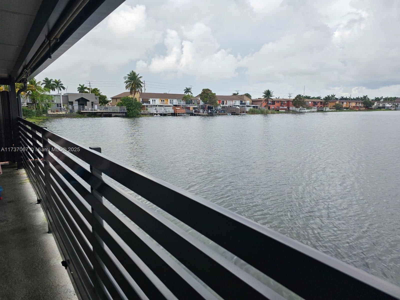 Real estate property located at 2733 55th Pl, Miami-dade, Alameda By The Lake, Hialeah, FL