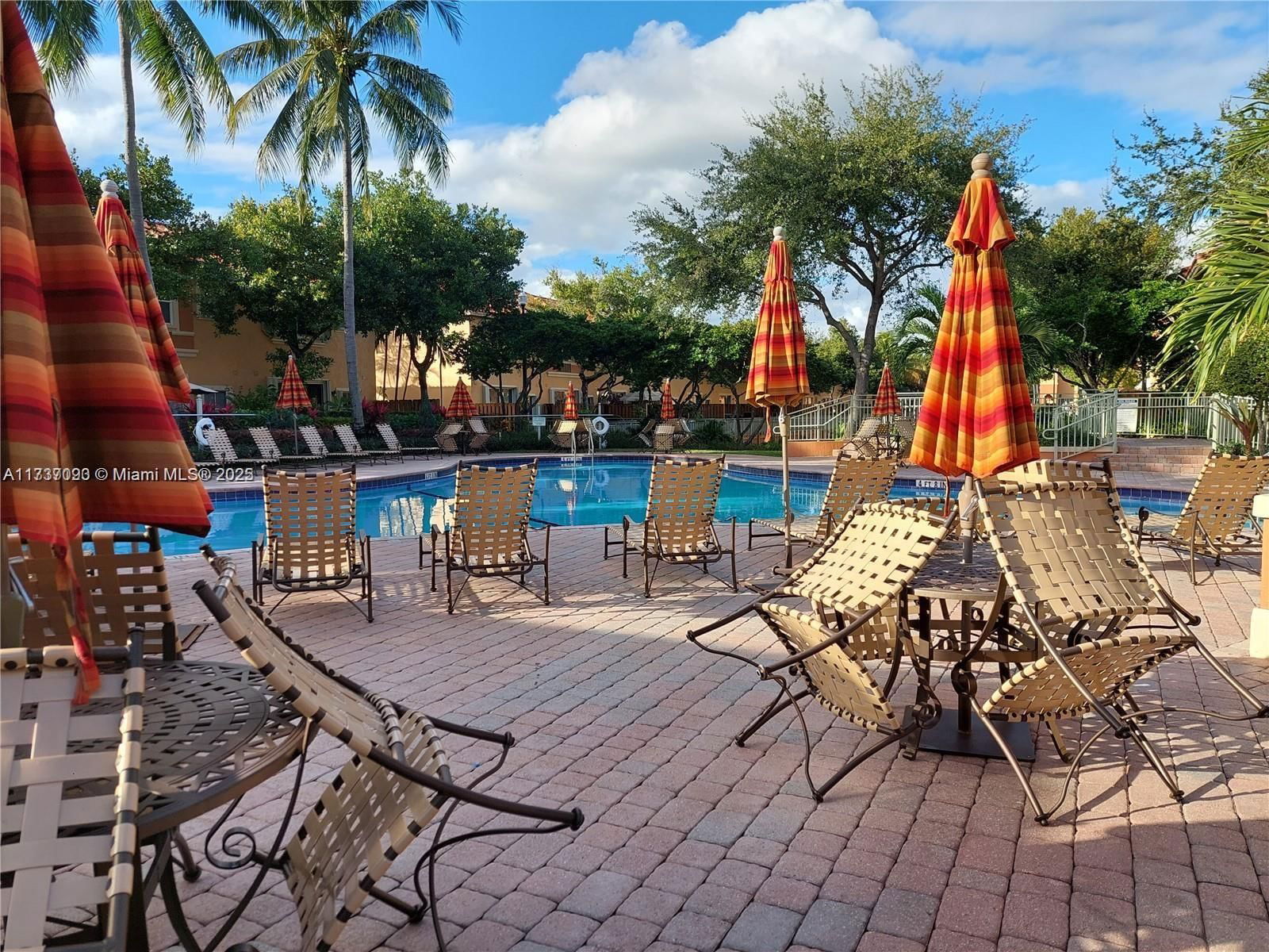 Real estate property located at 2316 Anchor Ct #2705, Broward, Villas At Harbor Isles Co, Dania Beach, FL