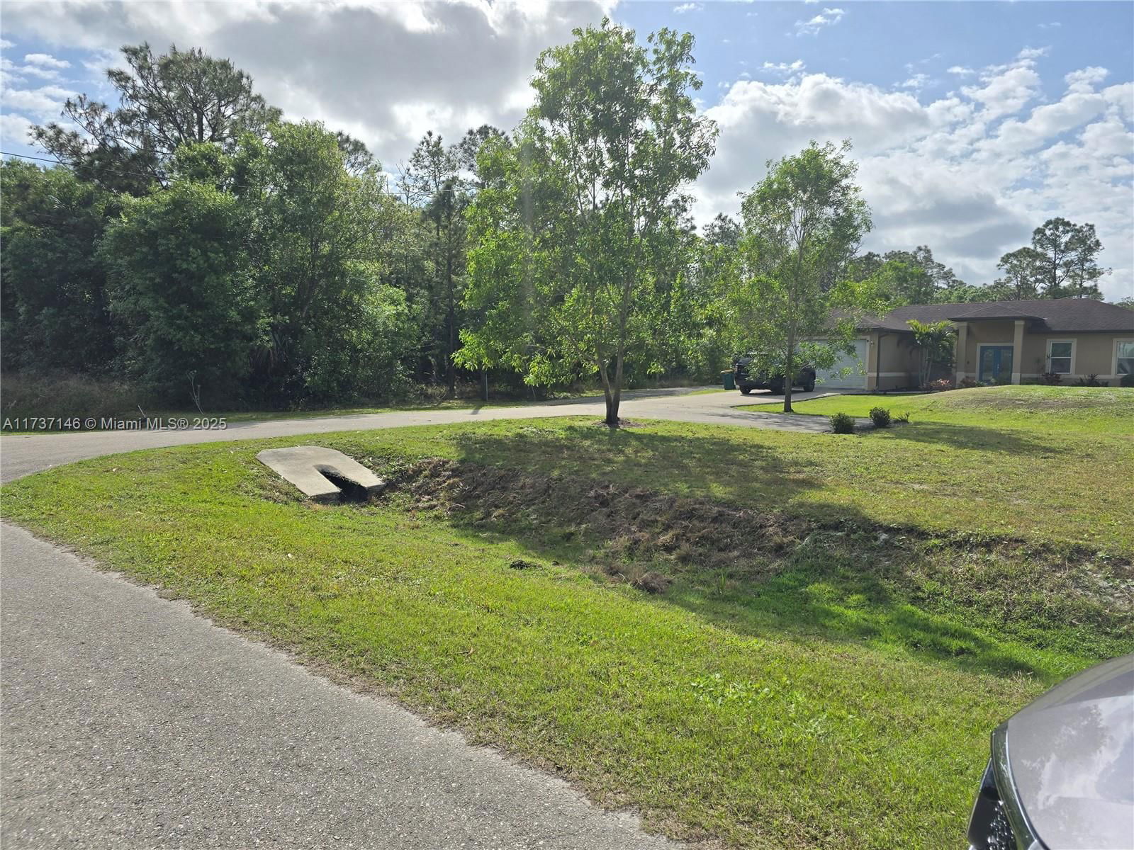 Real estate property located at 2844 70th Ave NE, Collier, Golden Gate Estates, Naples, FL