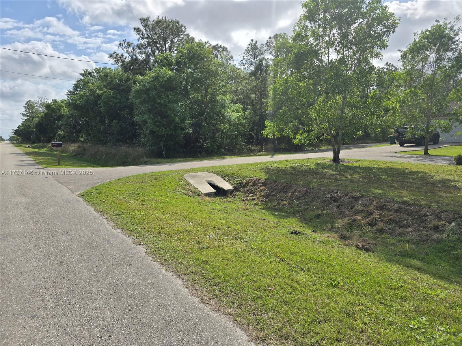 Real estate property located at 2844 70th Ave NE, Collier, Golden Gate Estates, Naples, FL