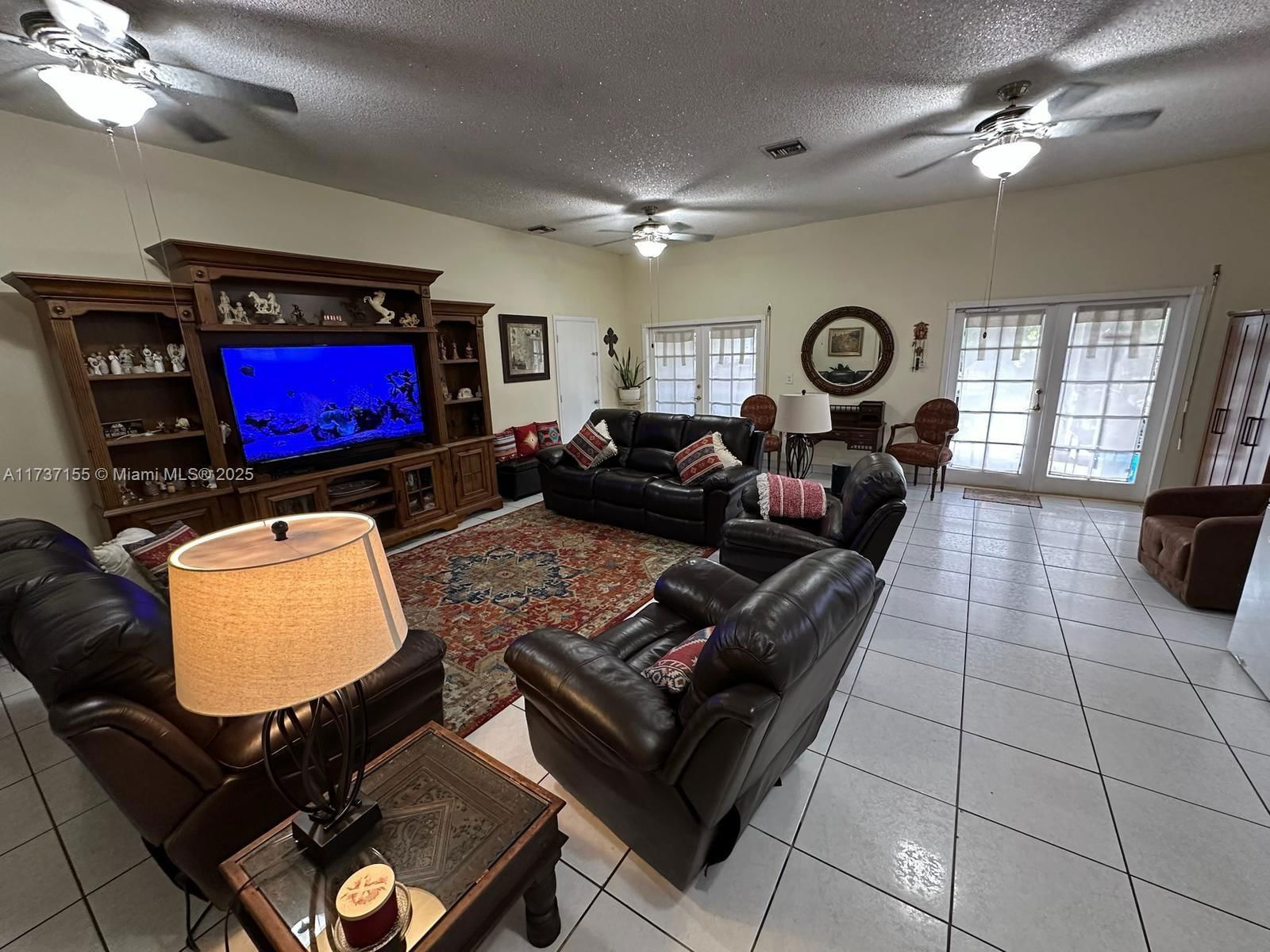 Real estate property located at 456 Palmetto Dr, Miami-dade, Country Club Estates Sec, Miami Springs, FL