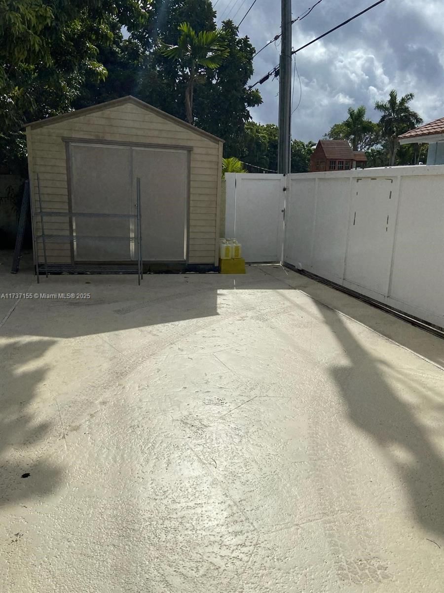 Real estate property located at 456 Palmetto Dr, Miami-dade, Country Club Estates Sec, Miami Springs, FL