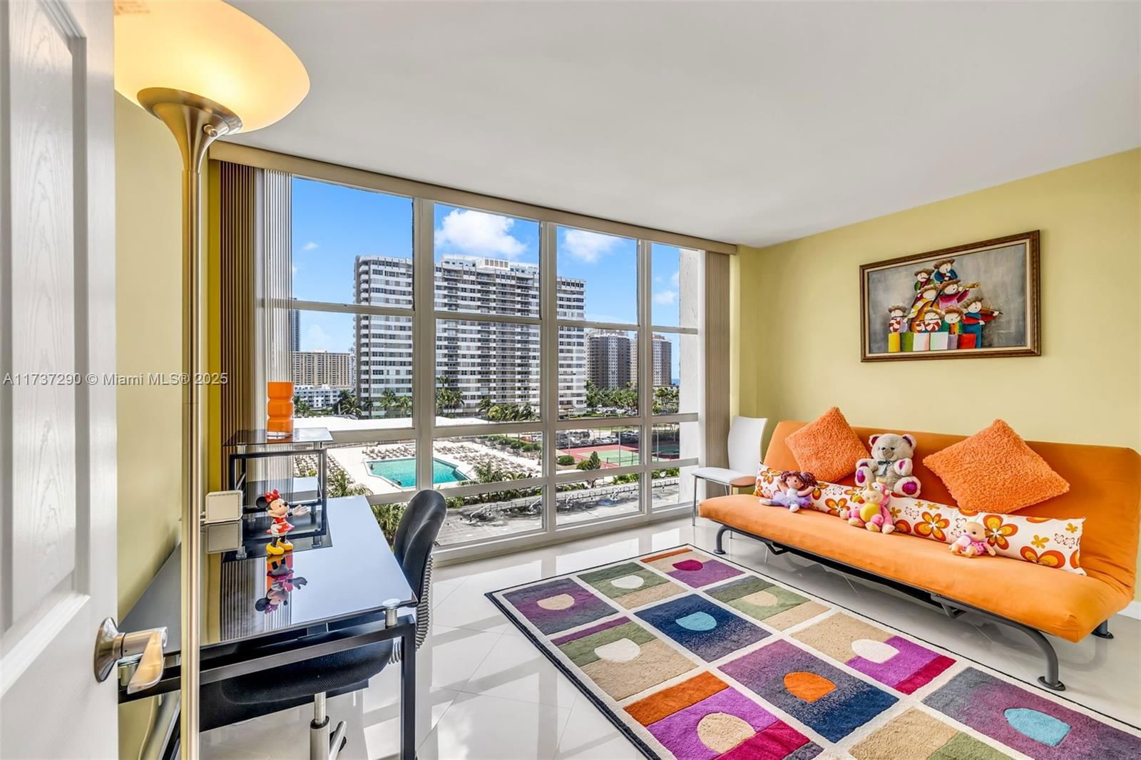 Real estate property located at 2017 Ocean Dr #709, Broward, Avant Garde Condo, Hallandale Beach, FL