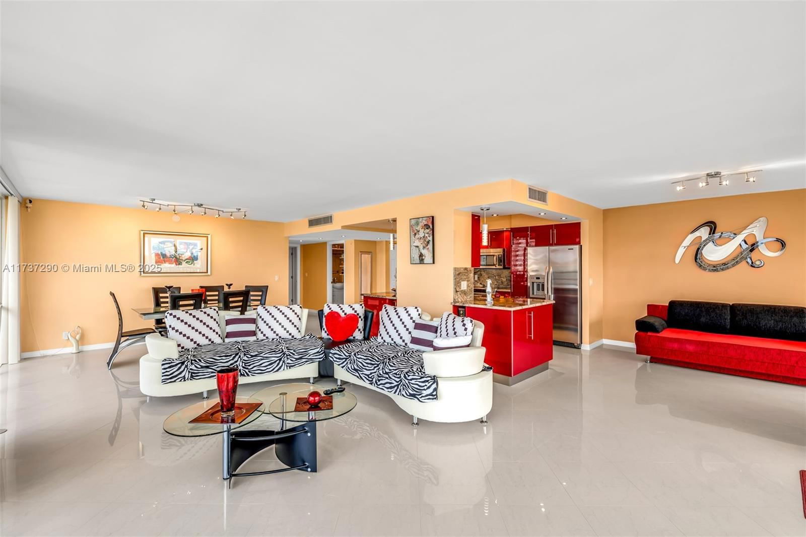 Real estate property located at 2017 Ocean Dr #709, Broward, Avant Garde Condo, Hallandale Beach, FL