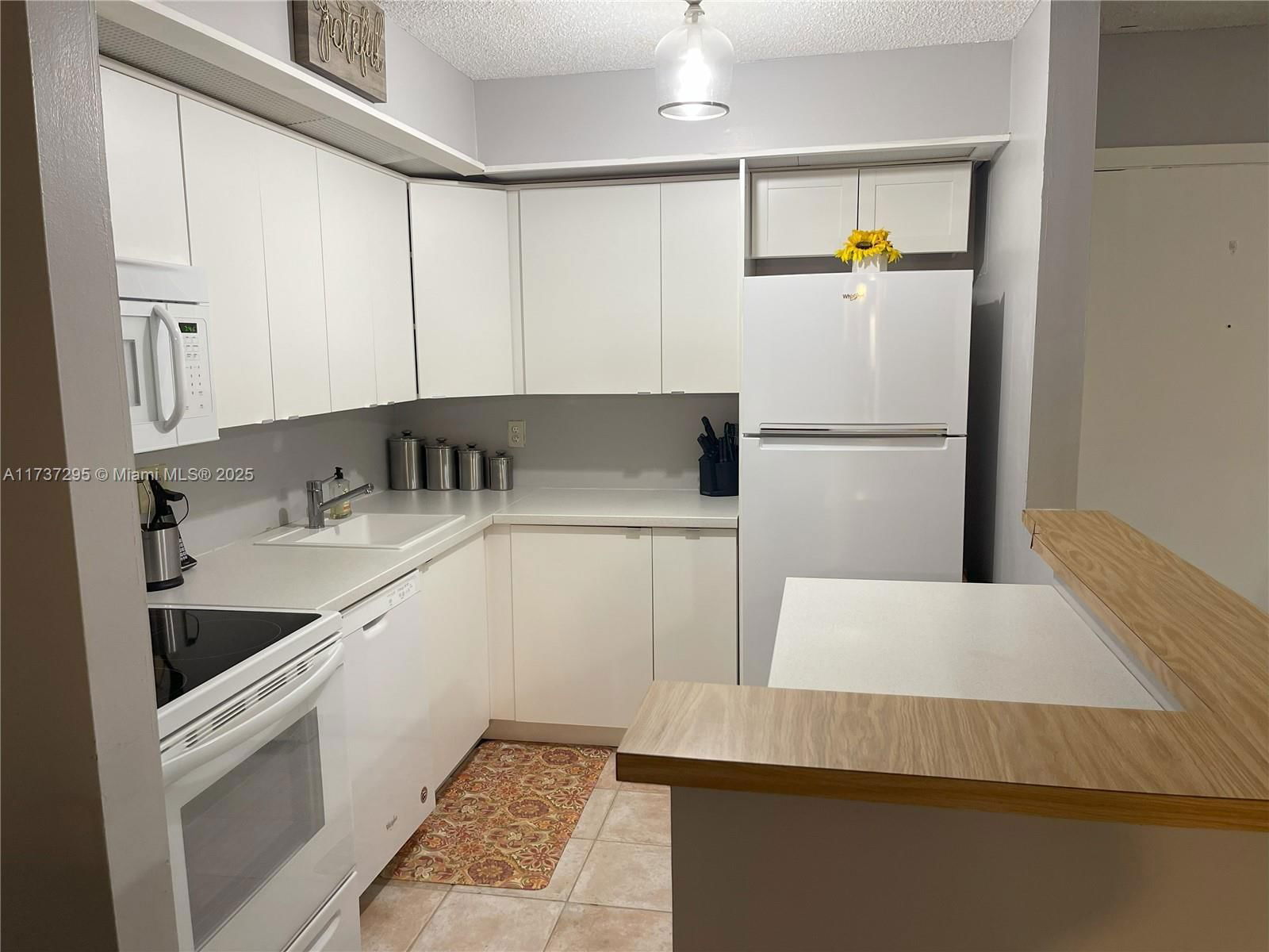 Real estate property located at 9668 Belfort Cir #101, Broward, Belfort Condominium I, Tamarac, FL