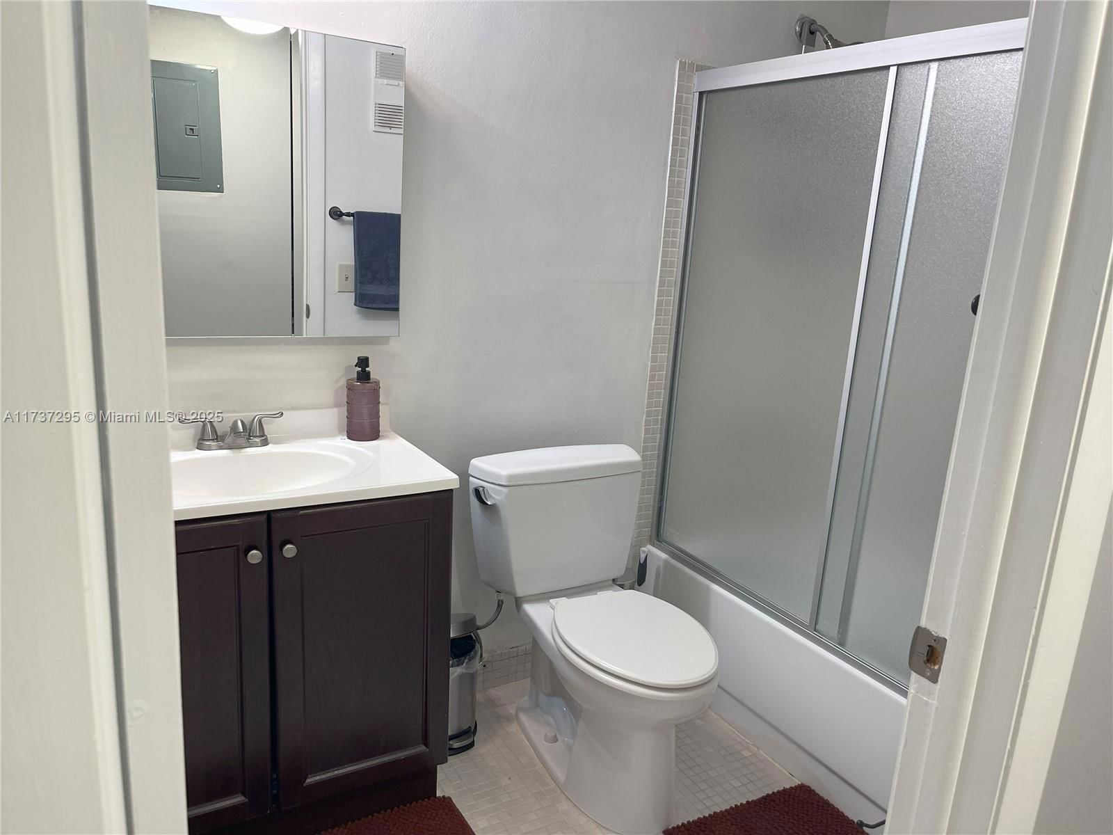 Real estate property located at 9668 Belfort Cir #101, Broward, Belfort Condominium I, Tamarac, FL
