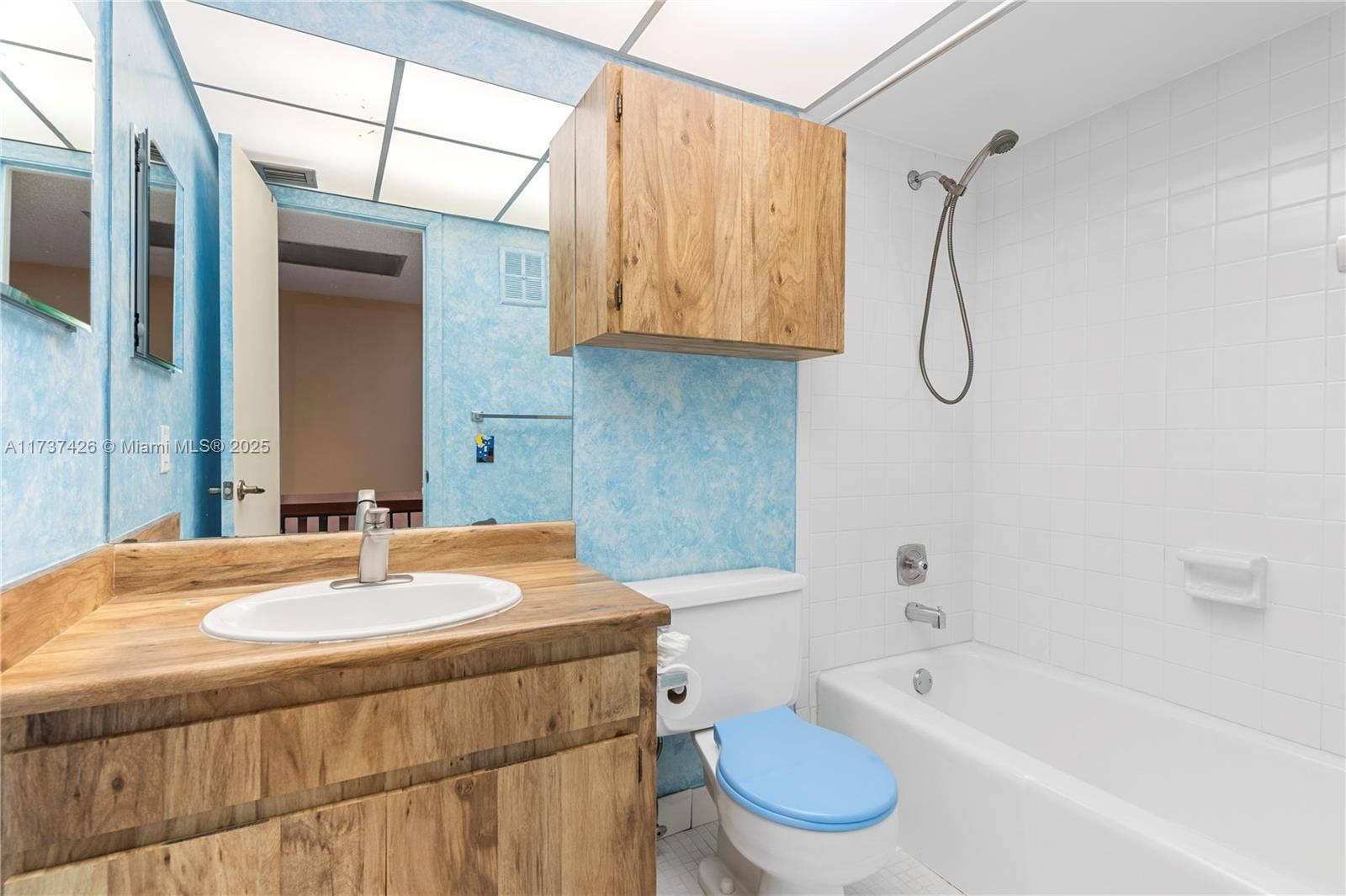 Real estate property located at 1449 113th Way #1449, Broward, Everglades Sugar & Land, Pembroke Pines, FL