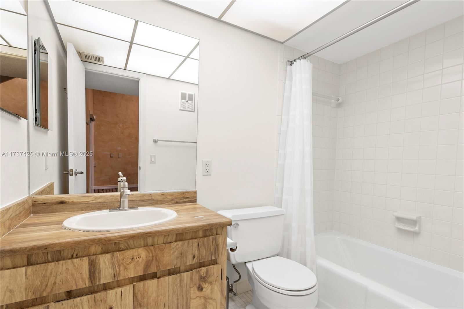 Real estate property located at 1449 113th Way #1449, Broward, Everglades Sugar & Land, Pembroke Pines, FL