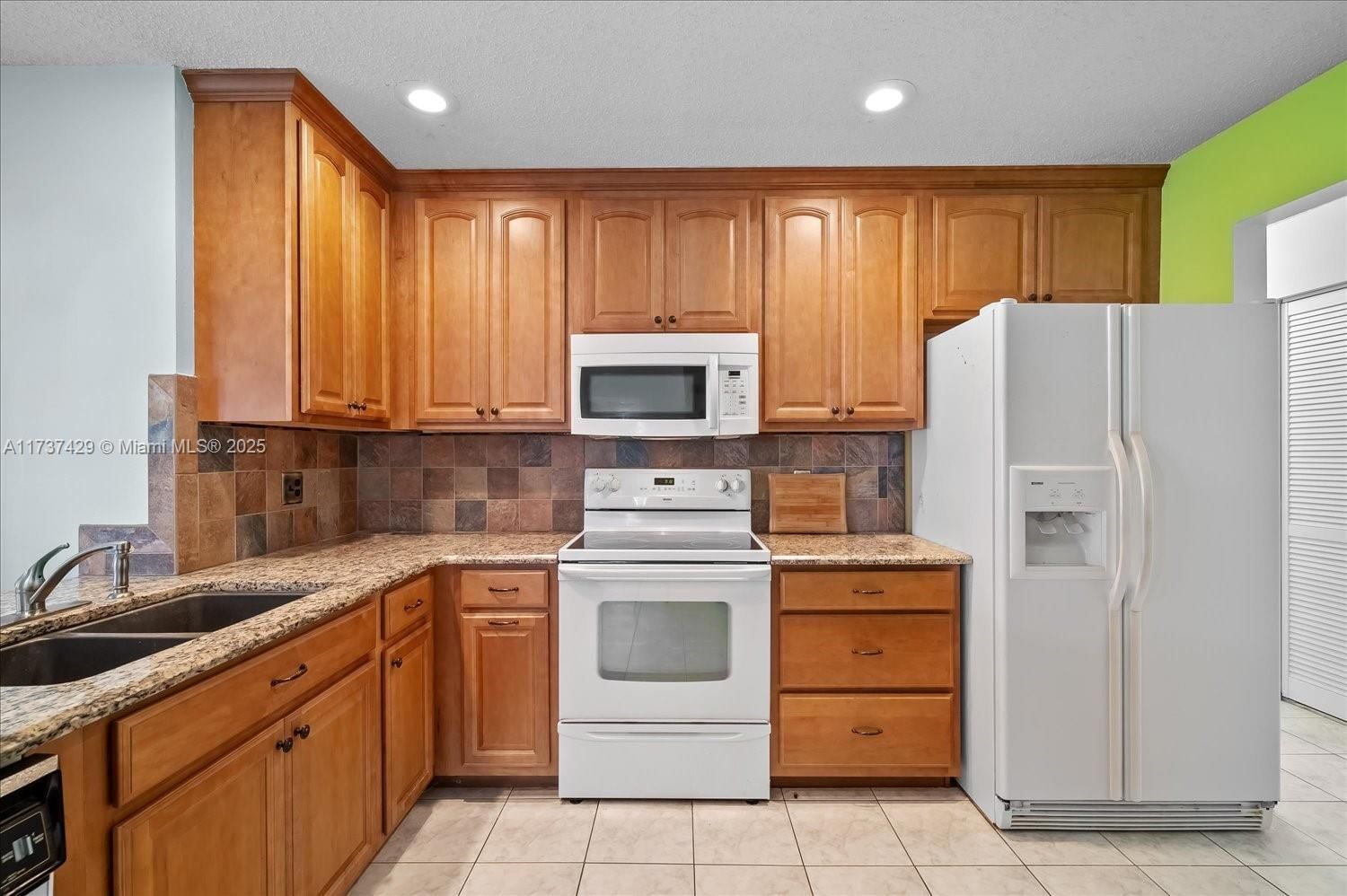 Real estate property located at 128 Citrus, Highlands, Placid Lakes, Lake Placid, FL