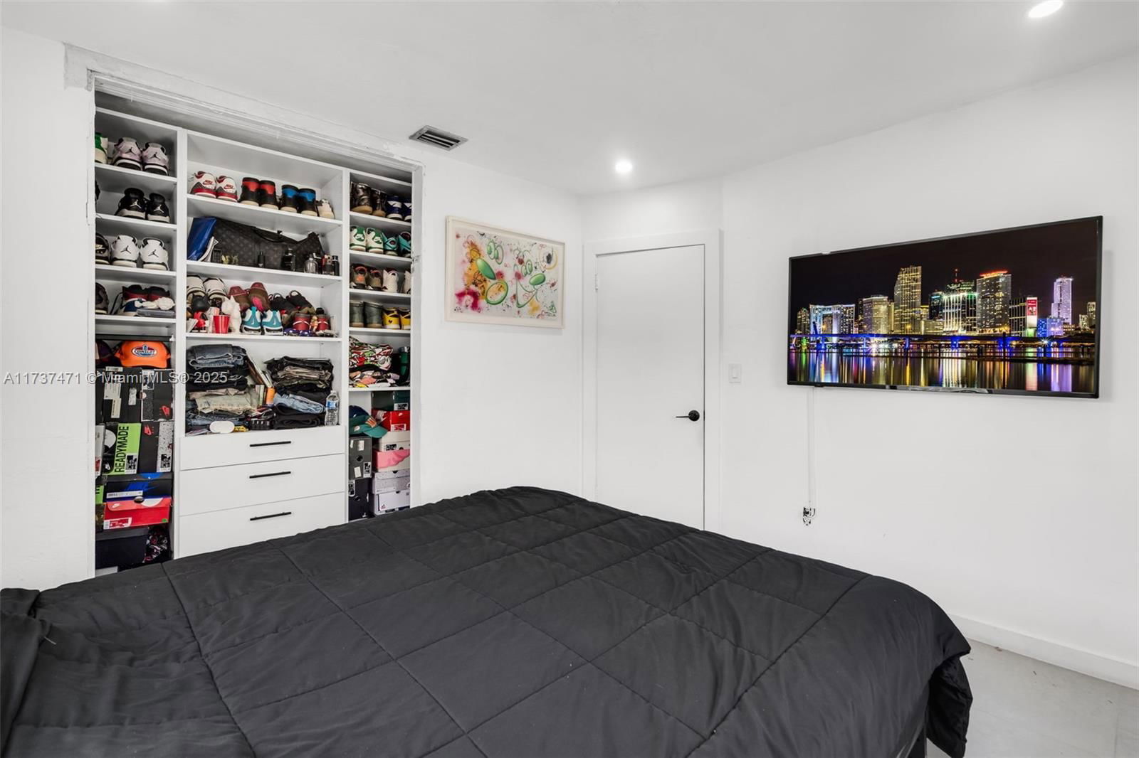 Real estate property located at 6551 32nd St, Miami-dade, Coral Villas Rev, Miami, FL