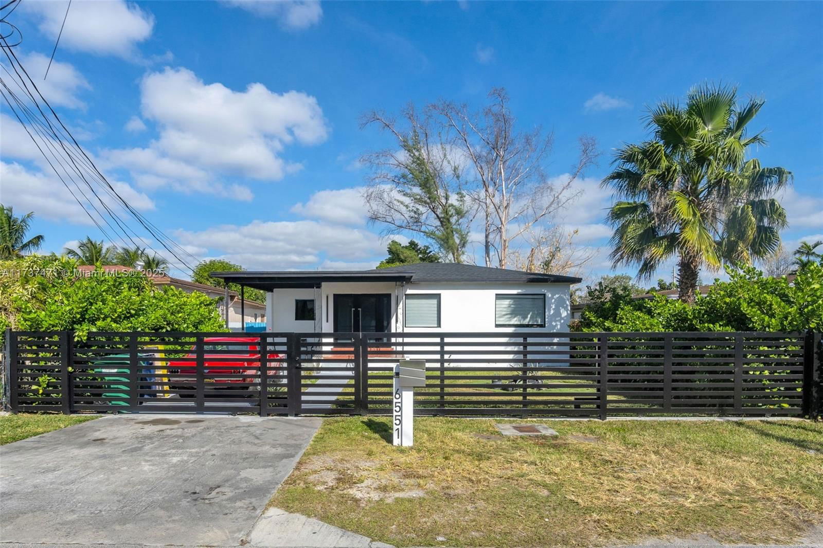 Real estate property located at 6551 32nd St, Miami-dade, Coral Villas Rev, Miami, FL