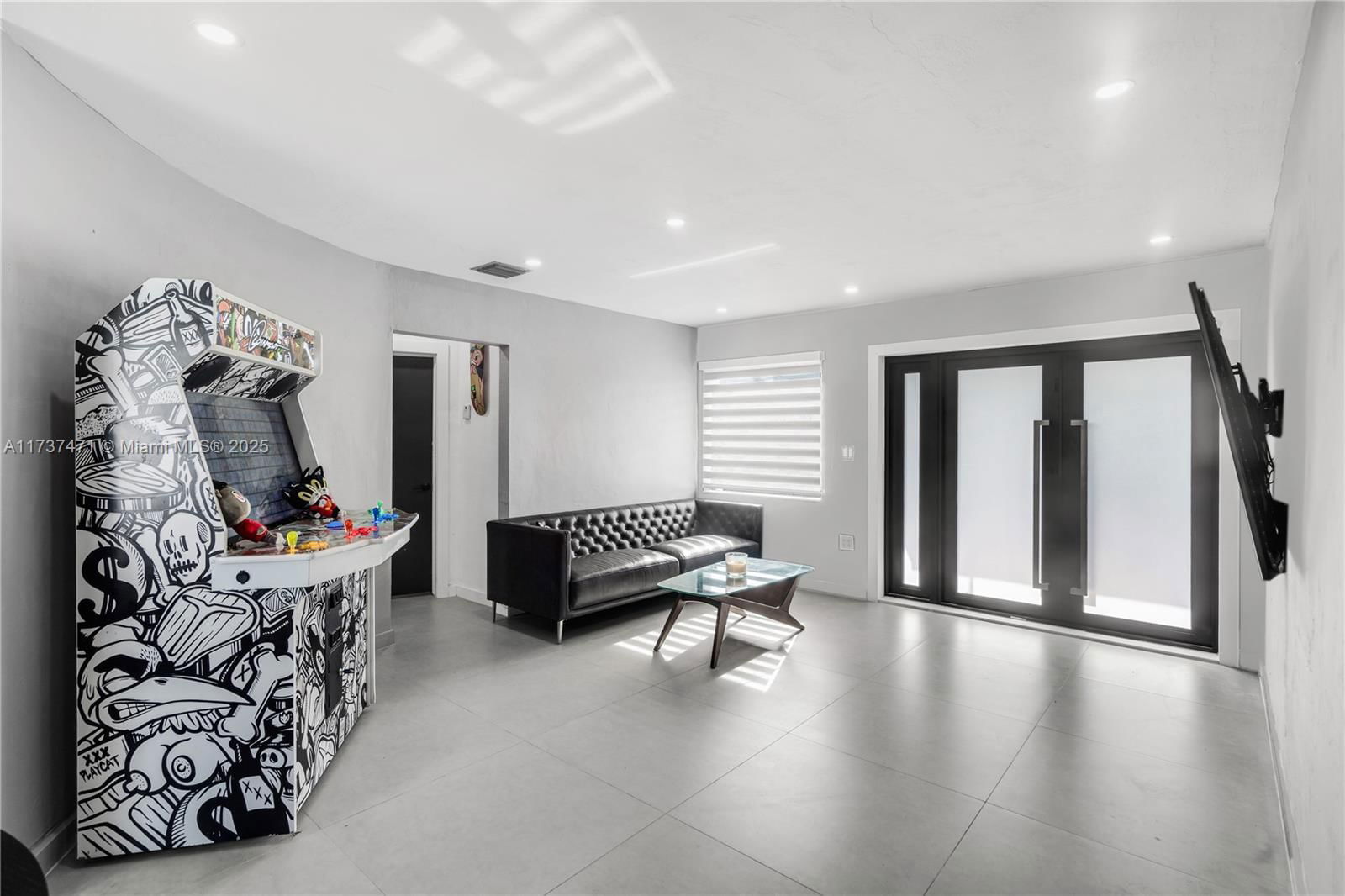 Real estate property located at 6551 32nd St, Miami-dade, Coral Villas Rev, Miami, FL