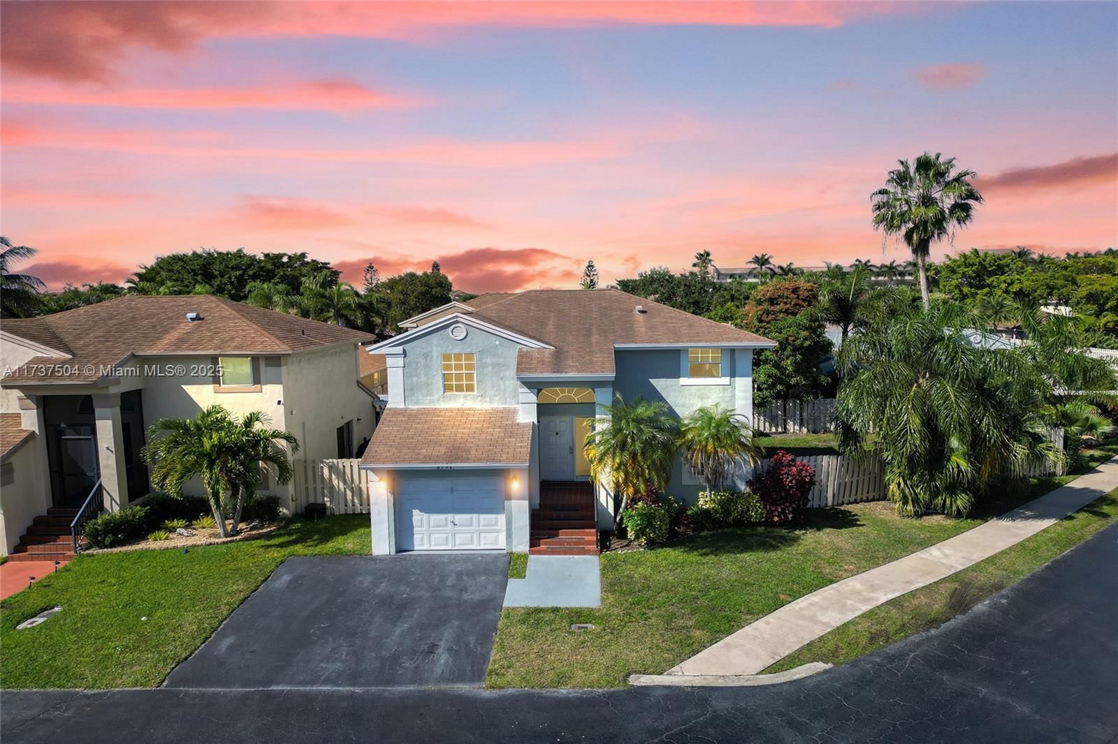 Real estate property located at 3771 107th Way, Broward, Welleby Nw Quadrant, Sunrise, FL