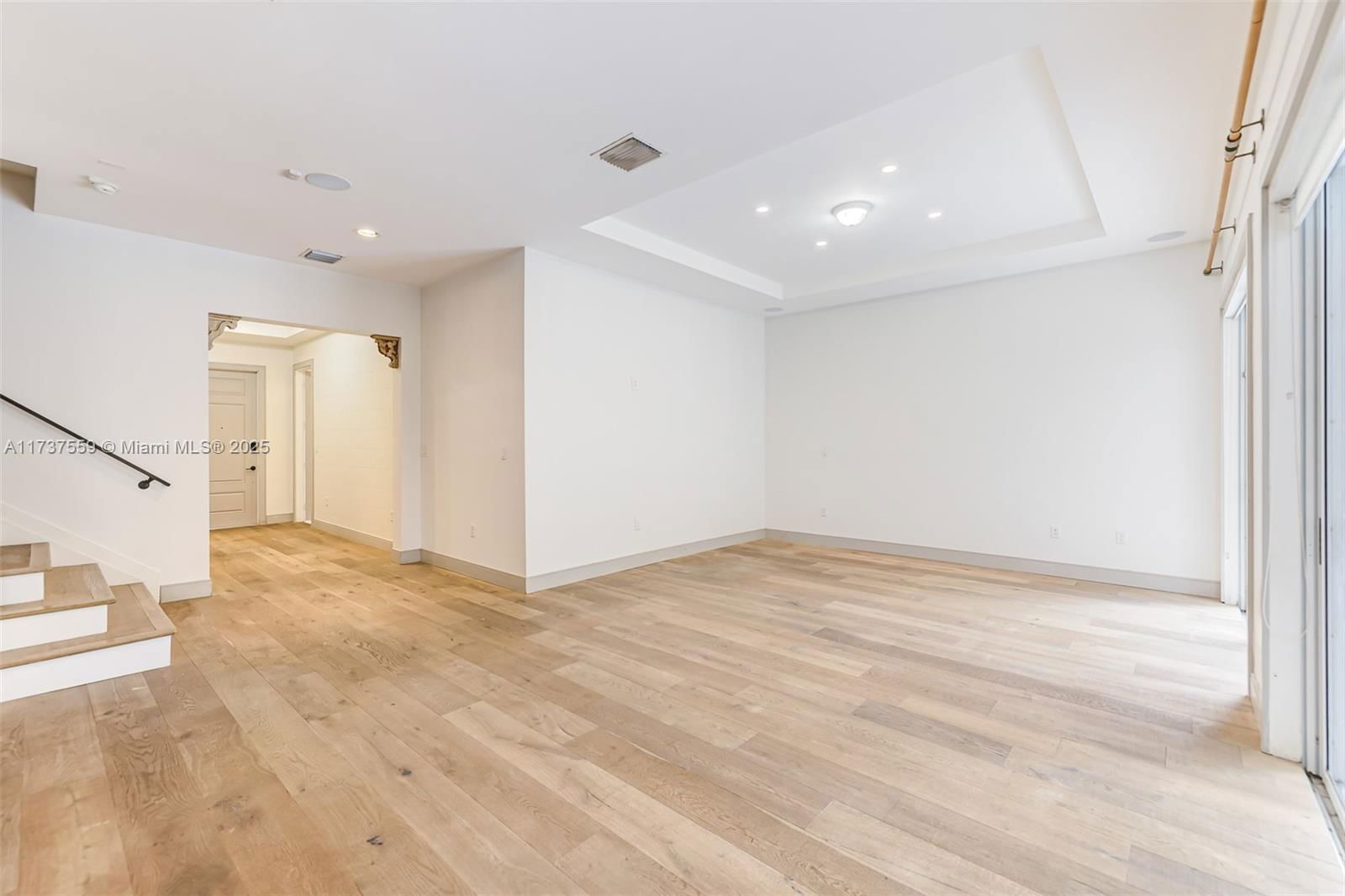 Real estate property located at 15020 176th Ter, Miami-dade, Venetian Parc, Miami, FL