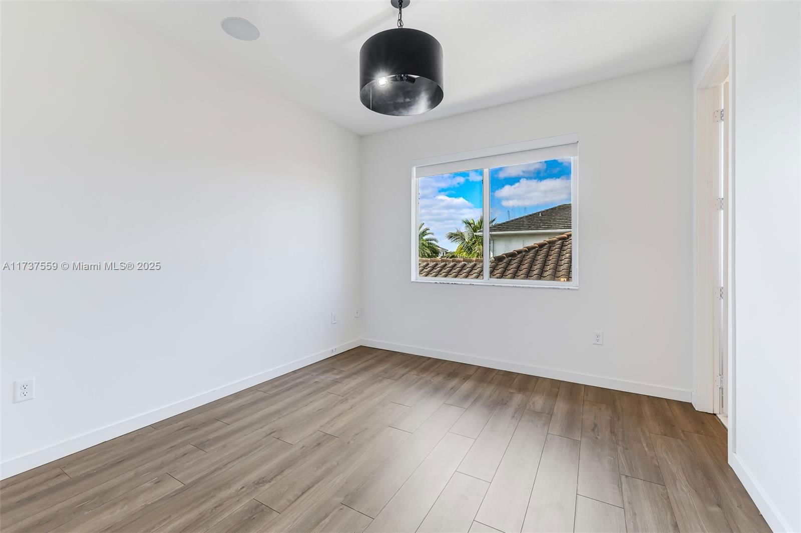 Real estate property located at 15020 176th Ter, Miami-dade, Venetian Parc, Miami, FL