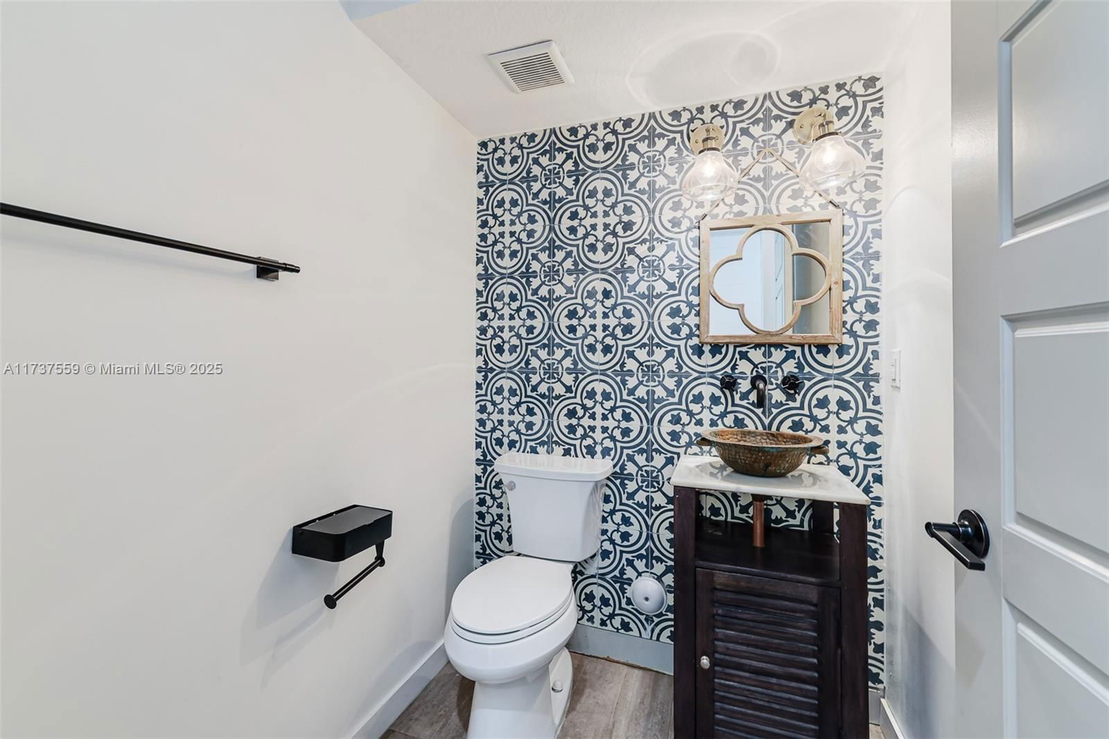 Real estate property located at 15020 176th Ter, Miami-dade, Venetian Parc, Miami, FL