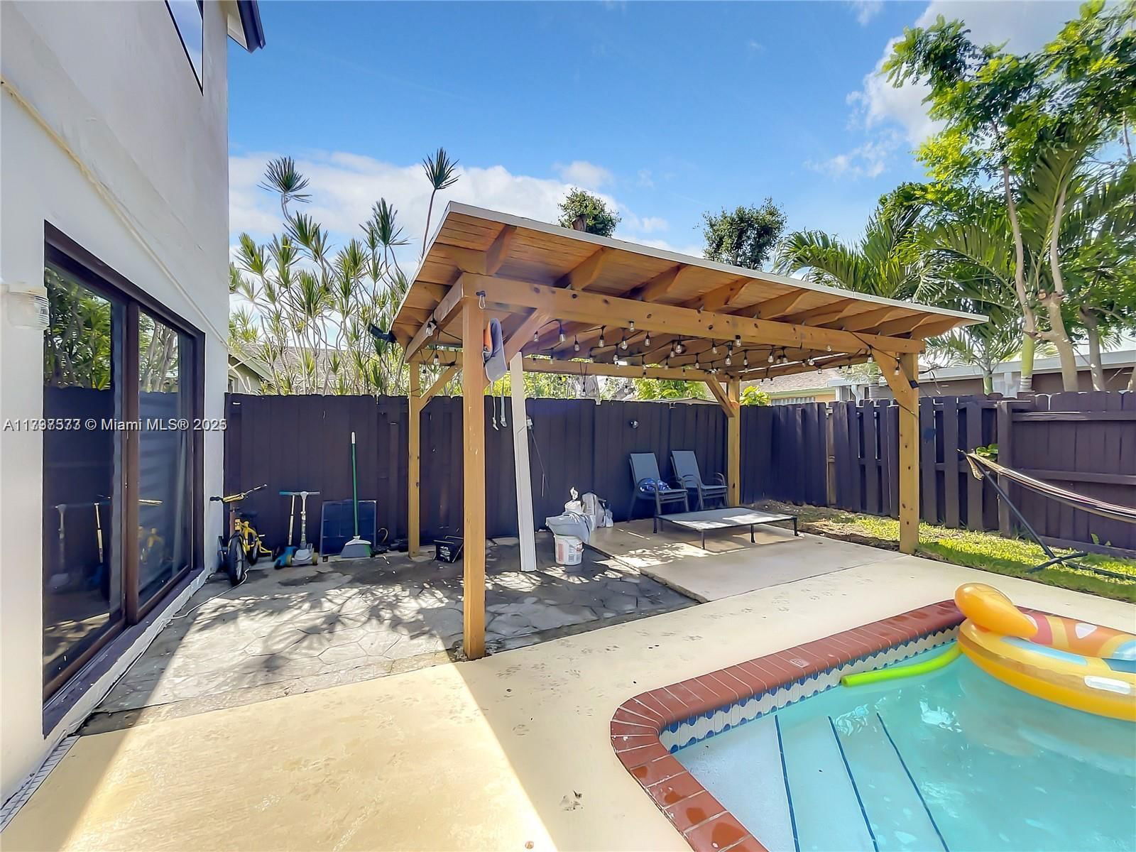 Real estate property located at 12980 251st St, Miami-dade, Chante-clare, Homestead, FL