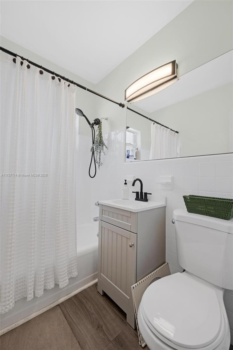 Real estate property located at 716 15th Way, Broward, Carver Park, Fort Lauderdale, FL