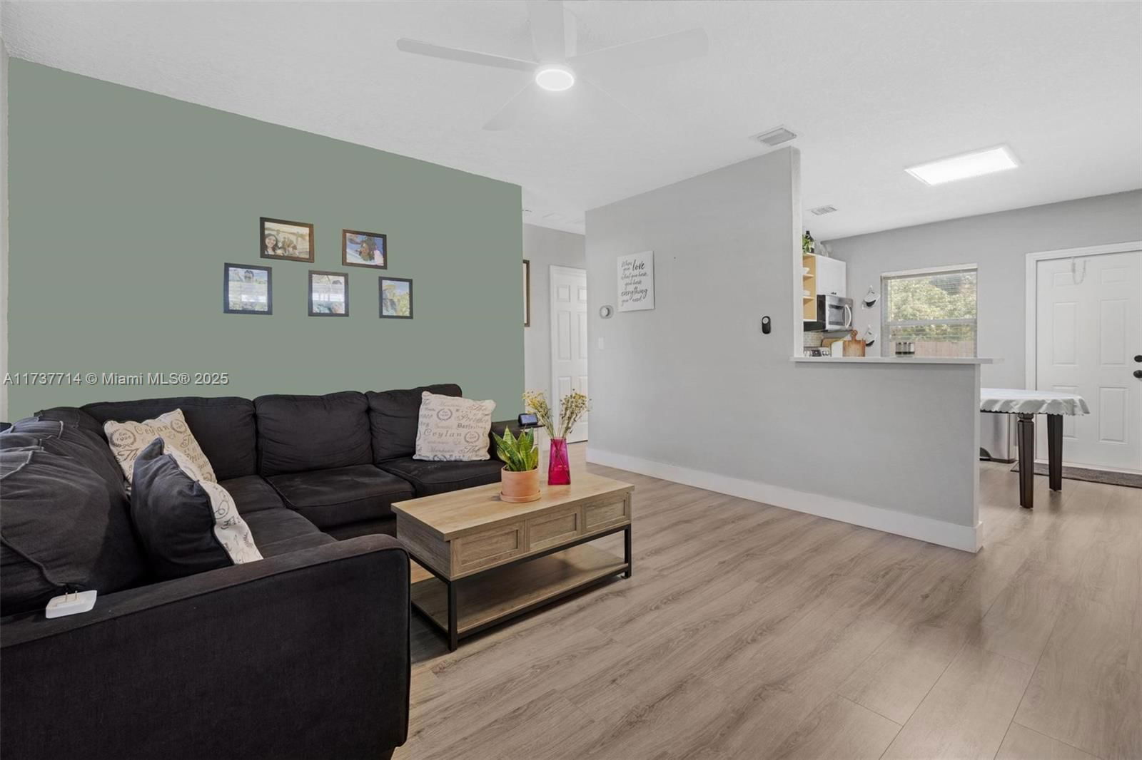 Real estate property located at 716 15th Way, Broward, Carver Park, Fort Lauderdale, FL