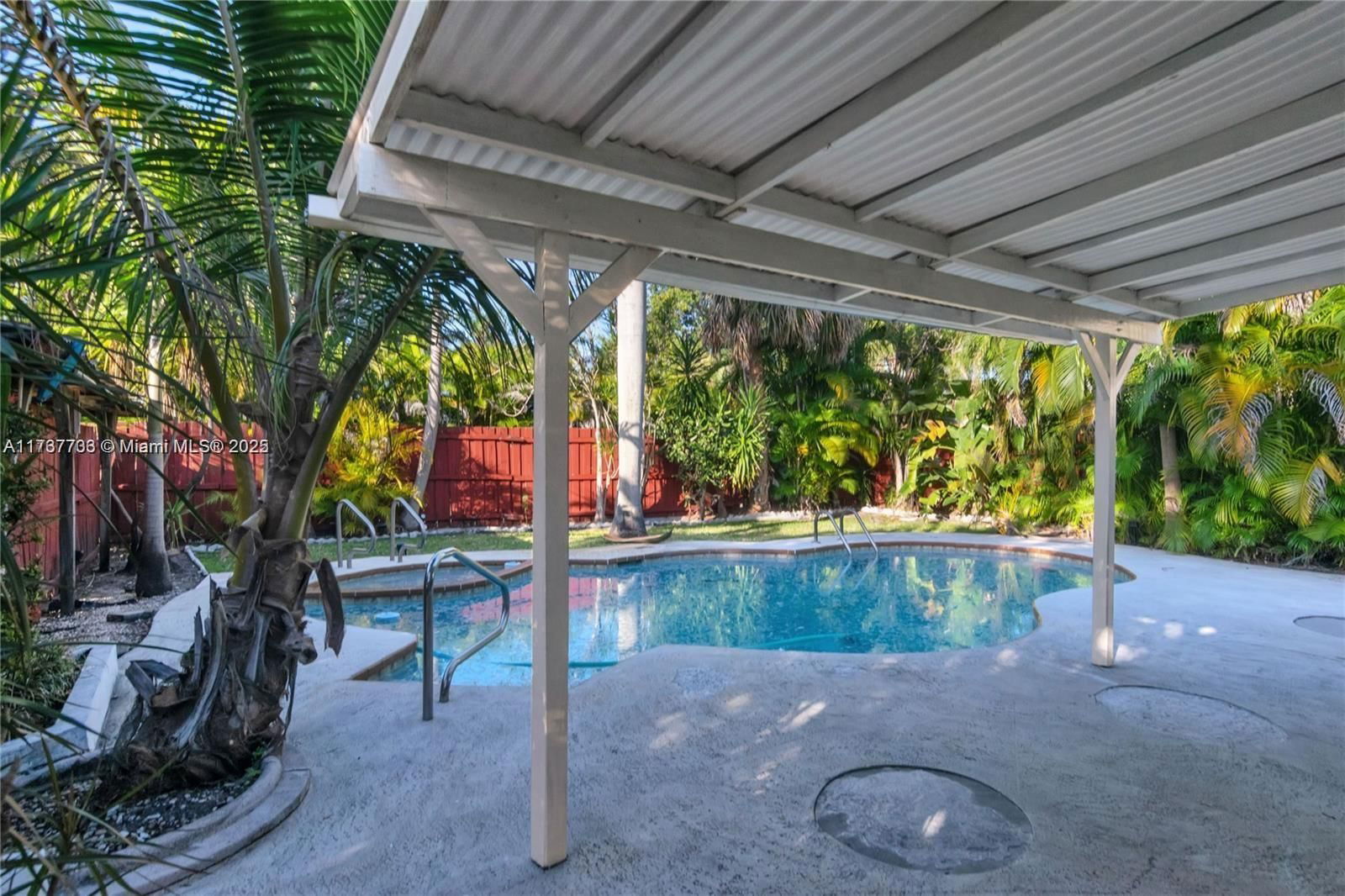 Real estate property located at 617 2nd Pl, Broward, Royal Palm Vista, Dania Beach, FL