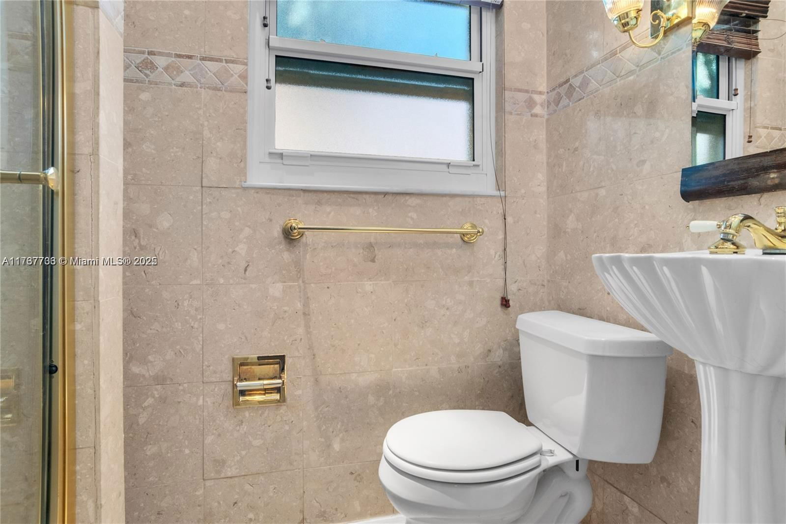 Real estate property located at 617 2nd Pl, Broward, Royal Palm Vista, Dania Beach, FL